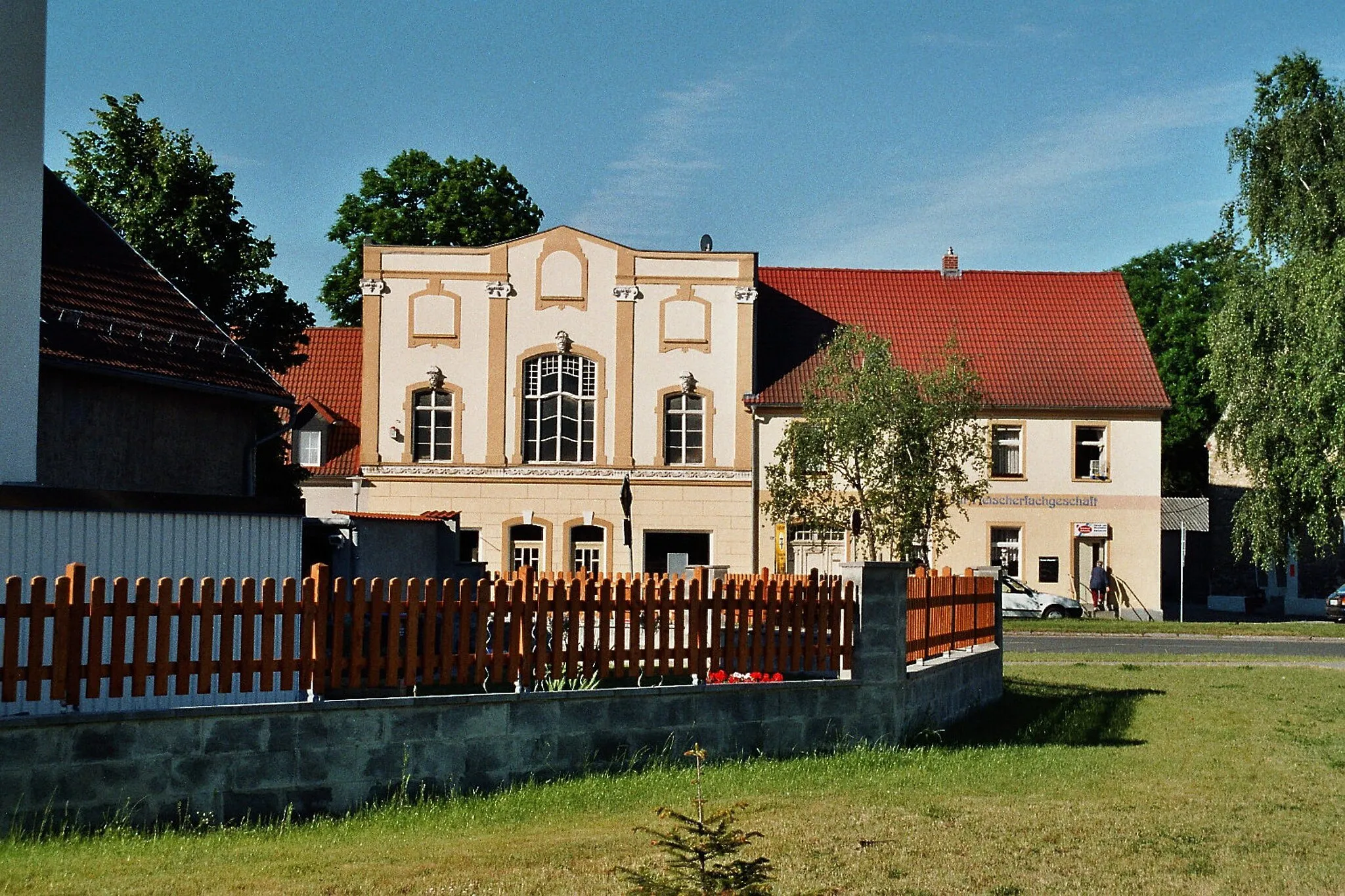 Photo showing: This is a picture of the Saxony-Anhalt Kulturdenkmal (cultural heritage monument) with the ID