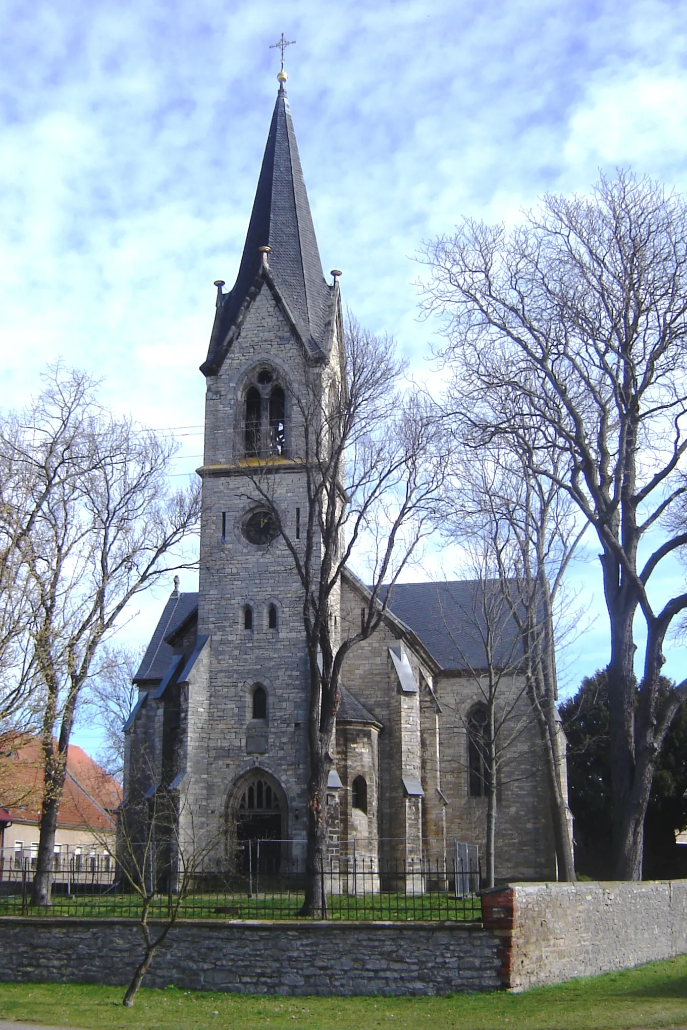 Photo showing: Egeln-Nord (Sachsen-Anhalt), St.-Georg-Kirche, Westansicht