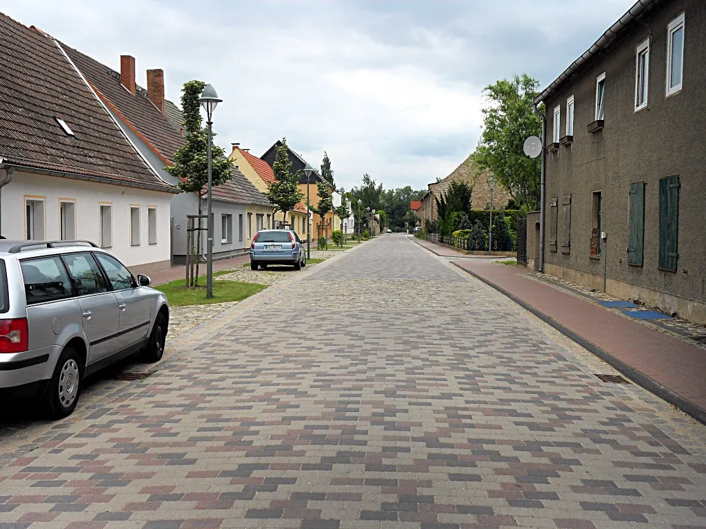 Photo showing: Egeln-Nord, Neue Strasse zum Anger