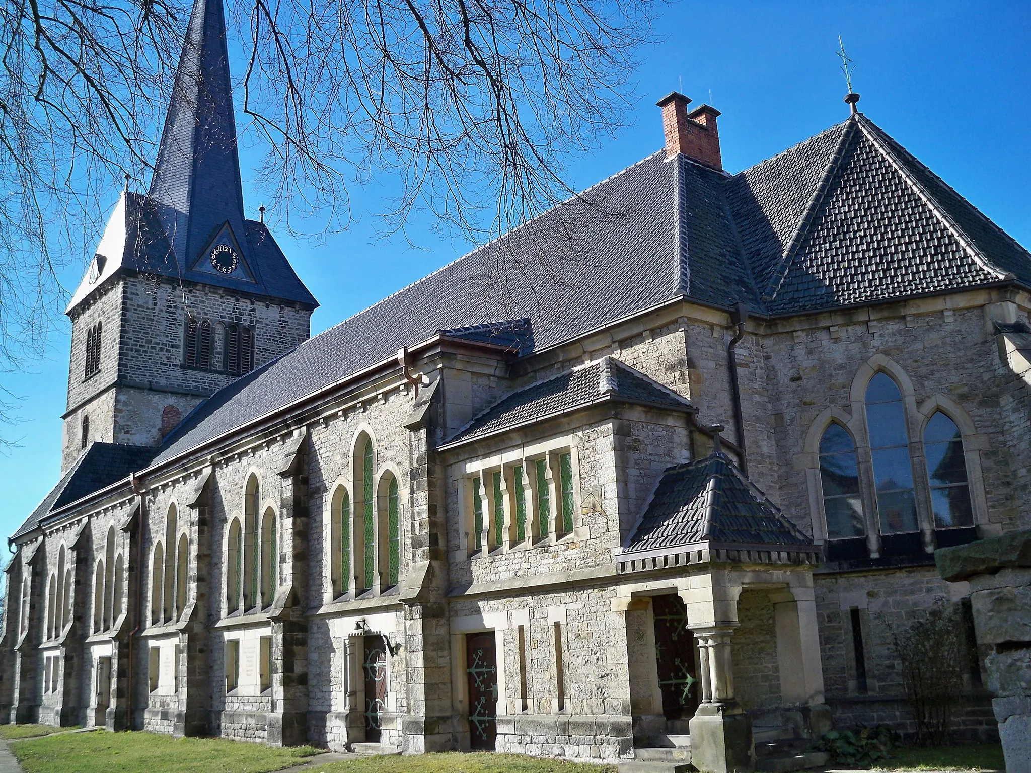 Photo showing: Oebisfelde, Oebisfelde-Weferlingen, Saxony-Anhalt, Nicolaikirche from south east