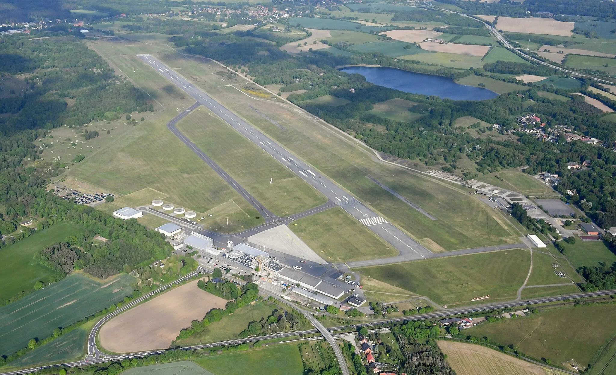 Photo showing: Aerial image of the Lübeck-Blankensee airport