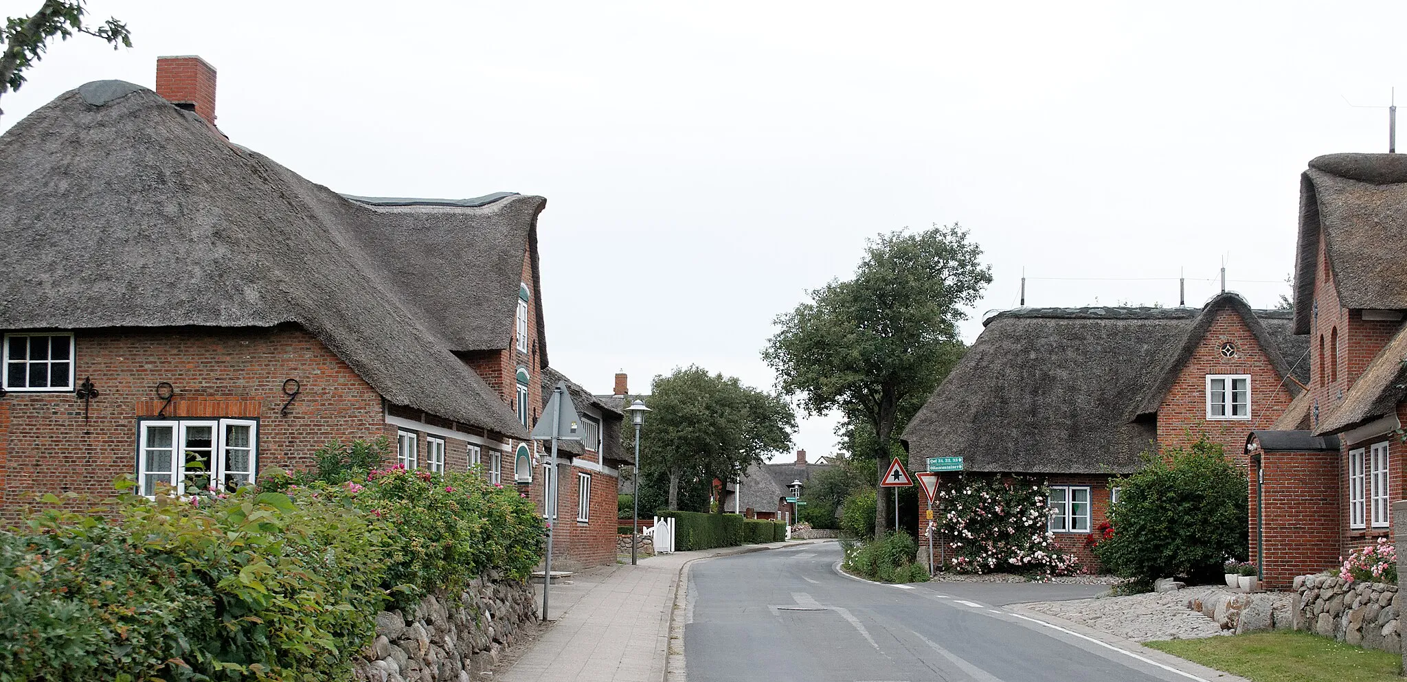 Photo showing: Friesenhäuser in Süderende, Insel Föhr.