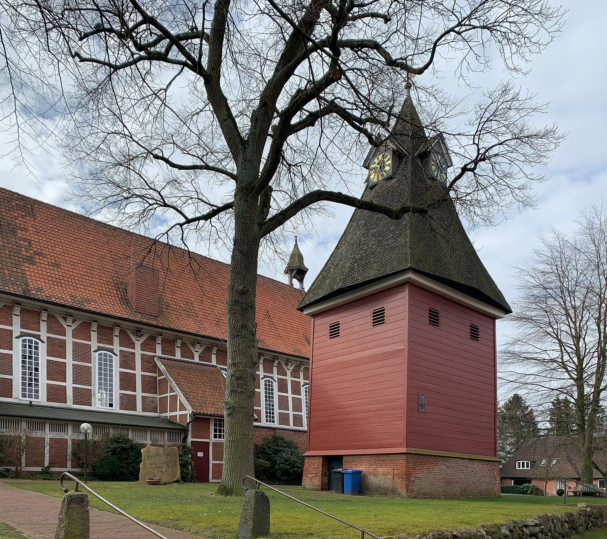 Photo showing: Glockenturm