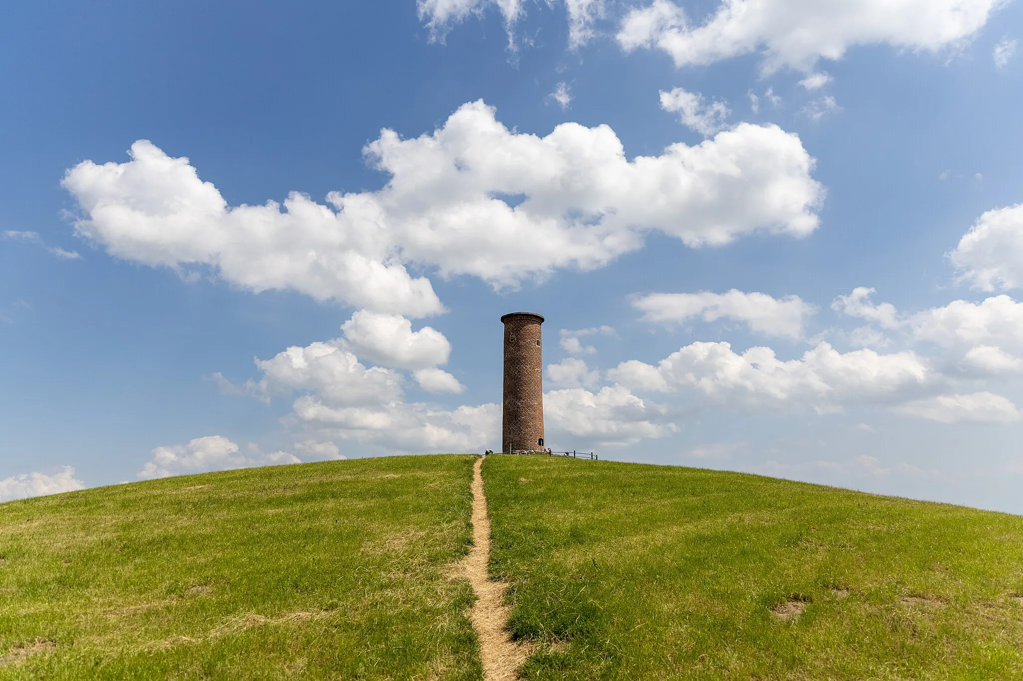 Photo showing: Das Landschaftsschutzgebiet Gömnitzer Berg