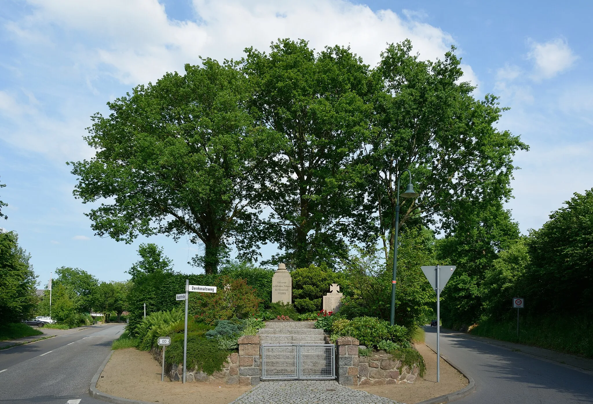 Photo showing: Denkmal in Fitzbek