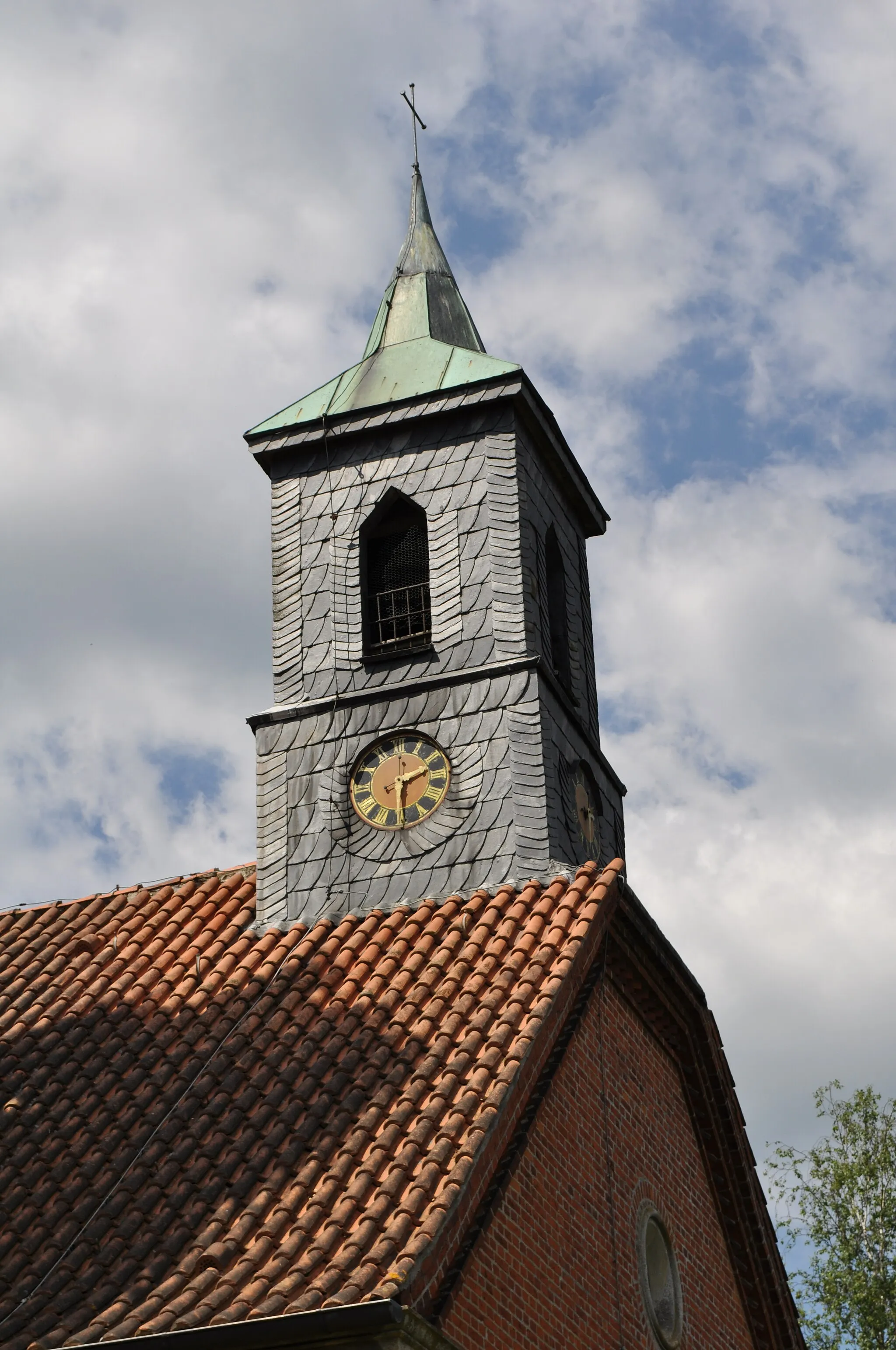 Photo showing: Glockentürmchen der Kirche von Leezen (Holstein).