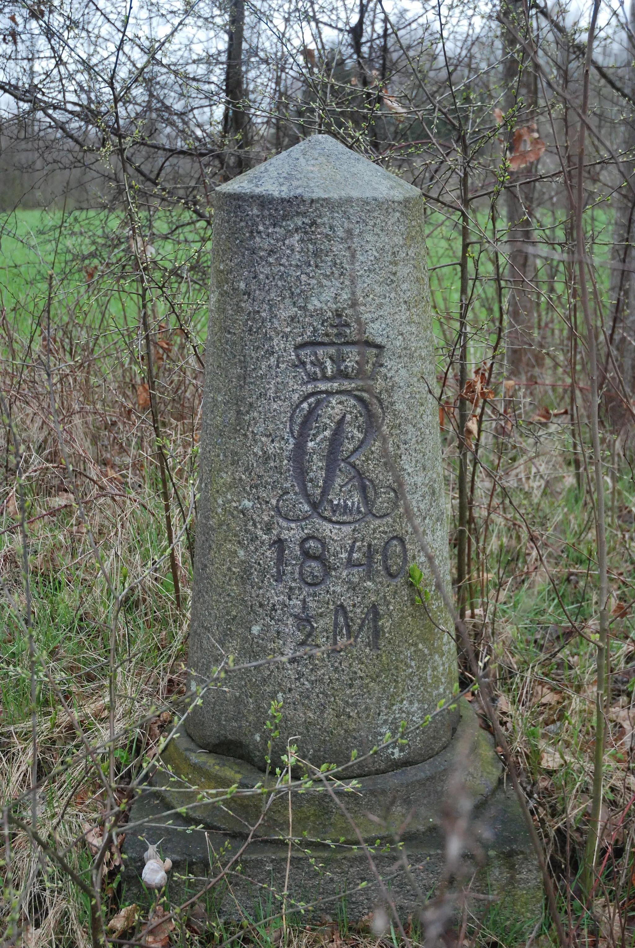 Photo showing: Halbmeilenstein an der Altona-Lübecker Chaussee