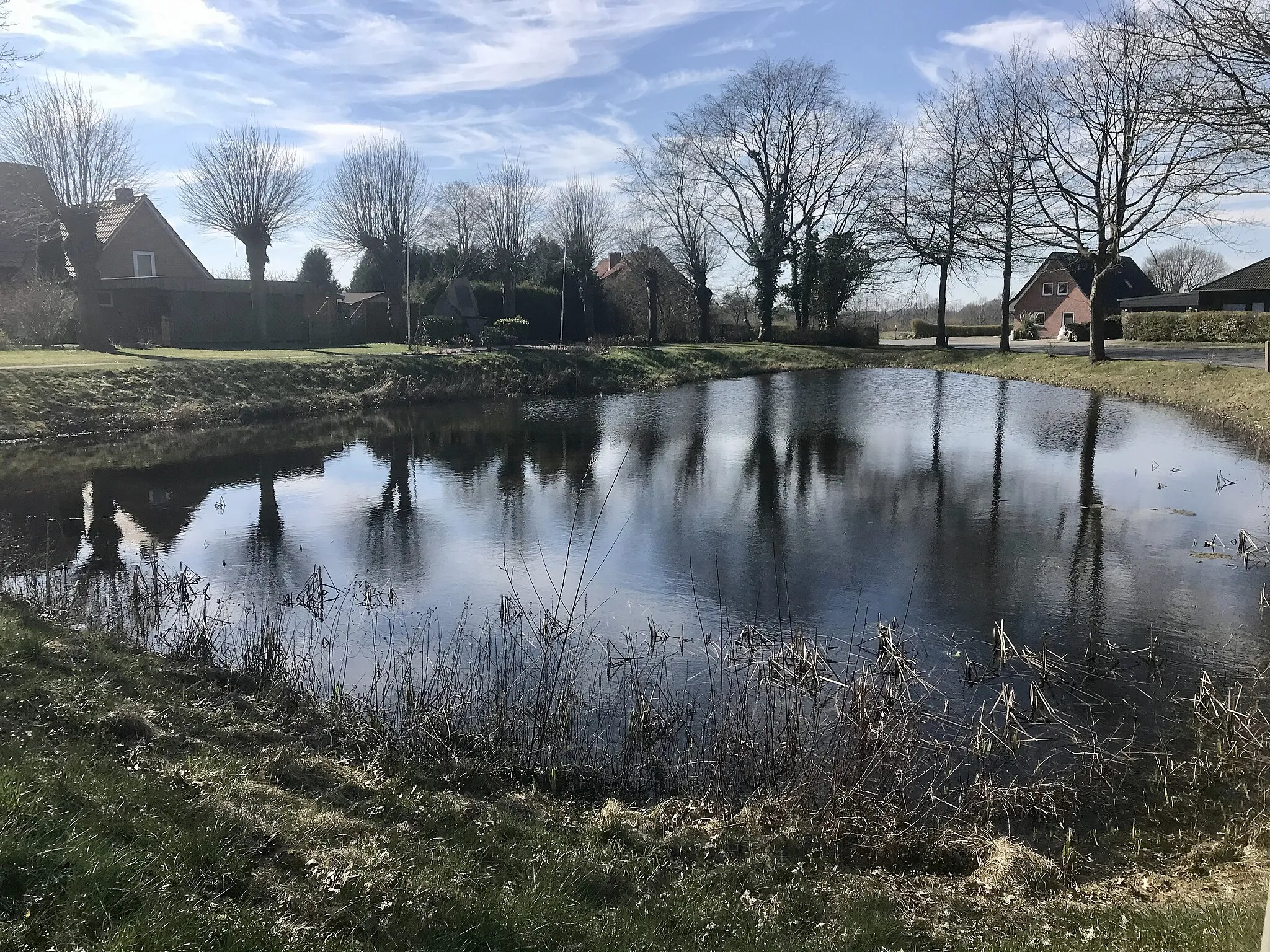 Photo showing: Dorfteich Sievershütten, Deutschland