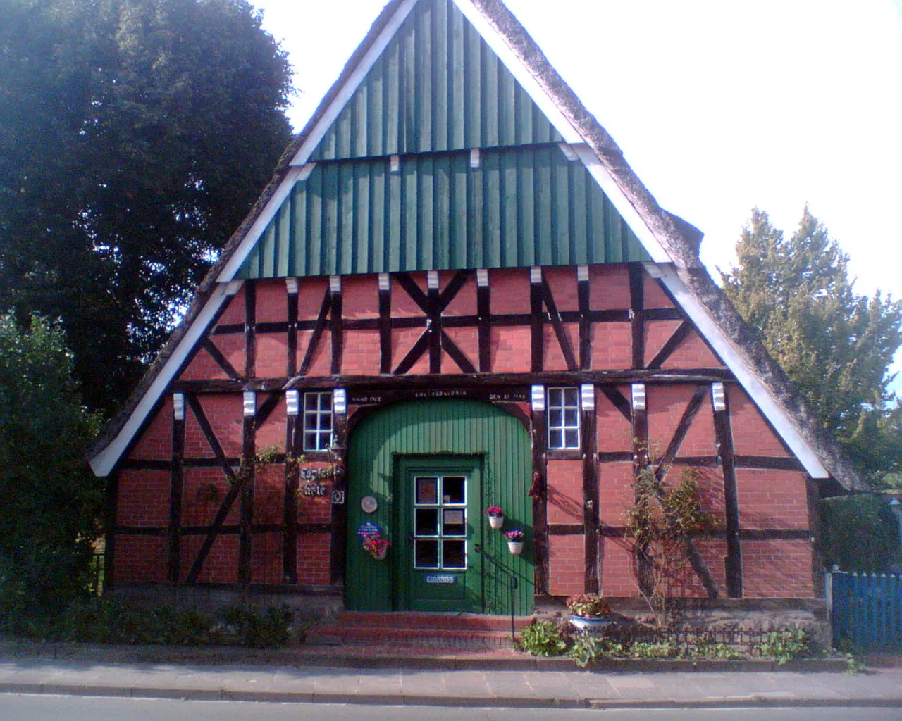 Photo showing: Sogenannte Töpferkate in der Dorfstraße in Flintbek, Schleswig-Holstein.