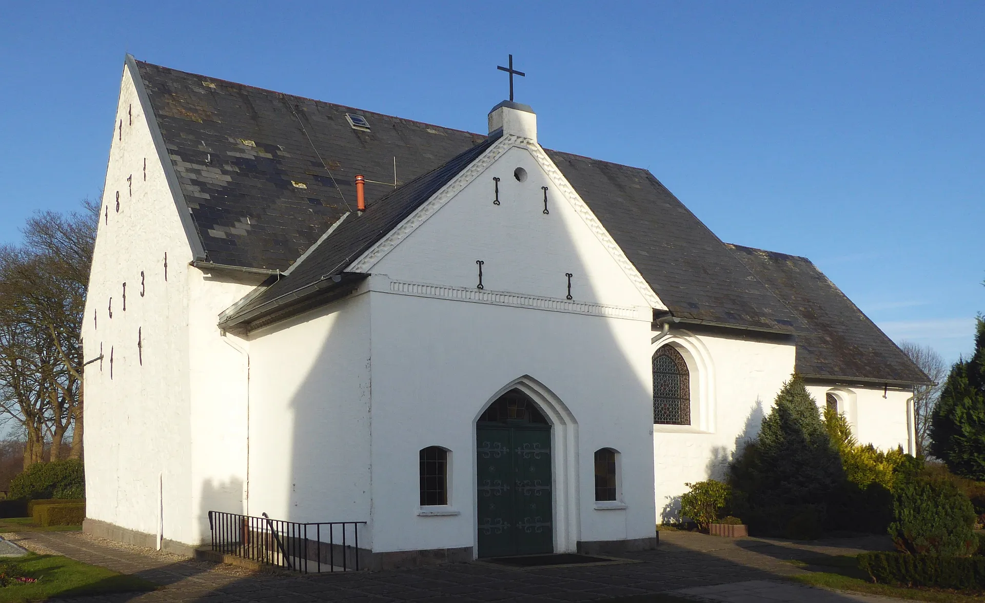 Photo showing: Havetoft Marienkirche Feldsteinkirche mit Natursteinquader-Anbau aus dem 12 bis 19. Jh. - Foto 2018 Wolfgang Pehlemann P1280534