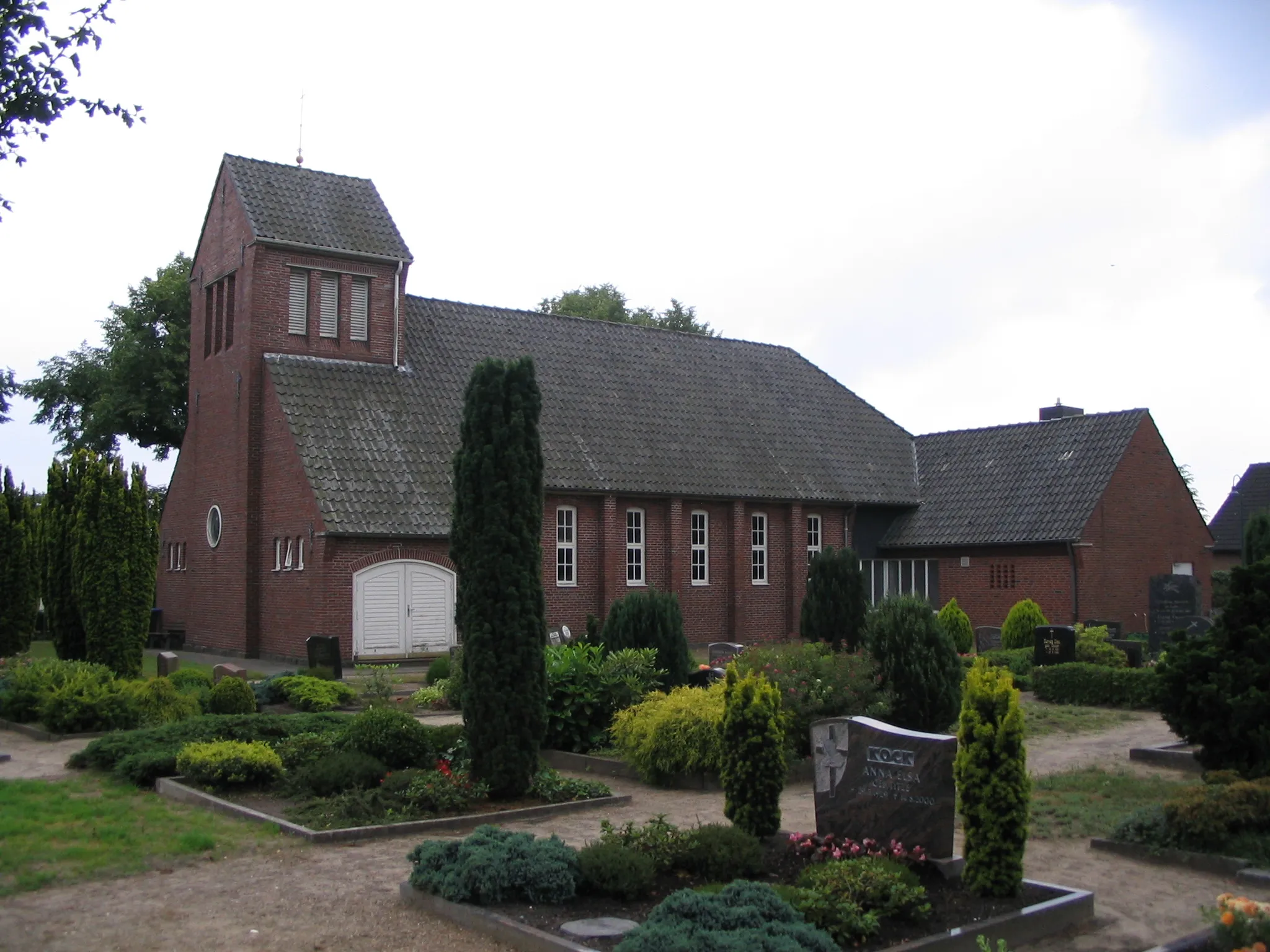 Photo showing: Peter Church in Nübbel
