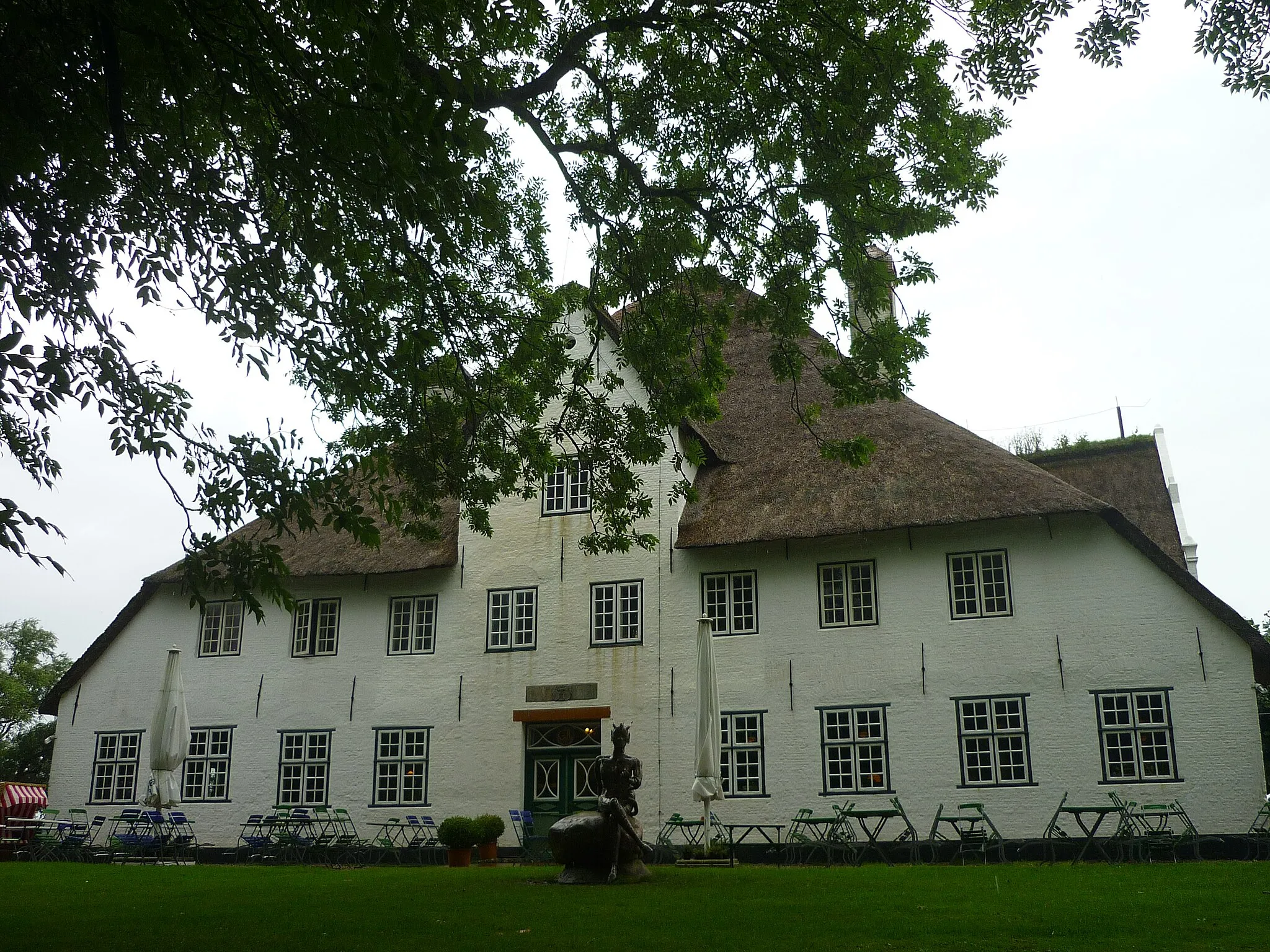 Photo showing: Der rote Haubarg in Witzwort, Kreis Nordfriesland. Ein typisches Bauernhaus der Halbinsel Eiderstedt.