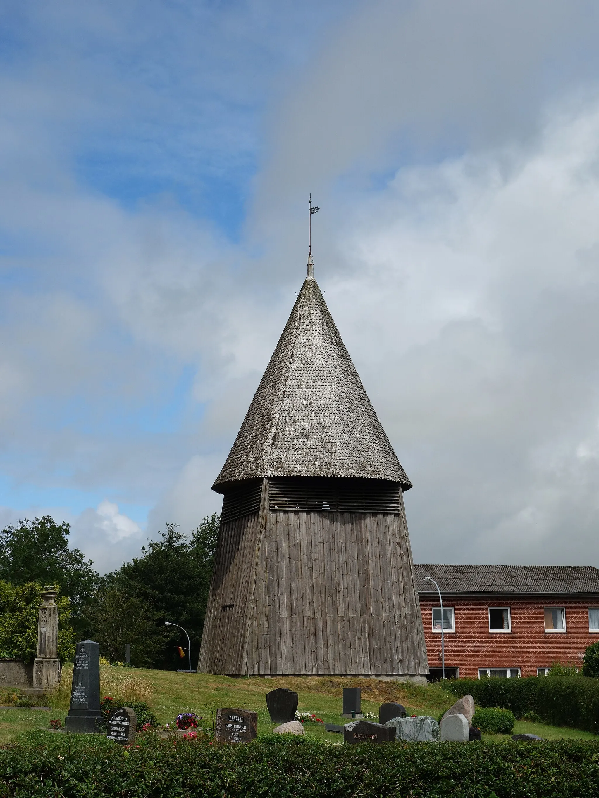 Photo showing: Belfry of the church St.Marien in Witzwort , Witzwort municipality , Nordfriesland district, Schleswig-Holstein state, Germany.
