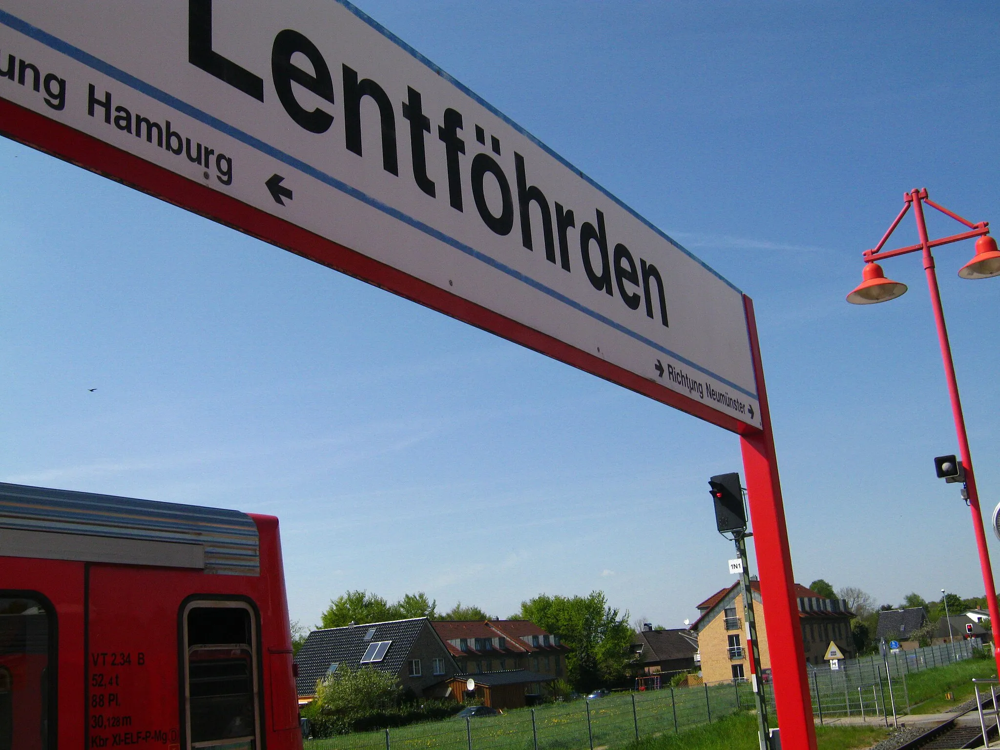 Photo showing: AKN Eisenbahn Station Lentföhrden.