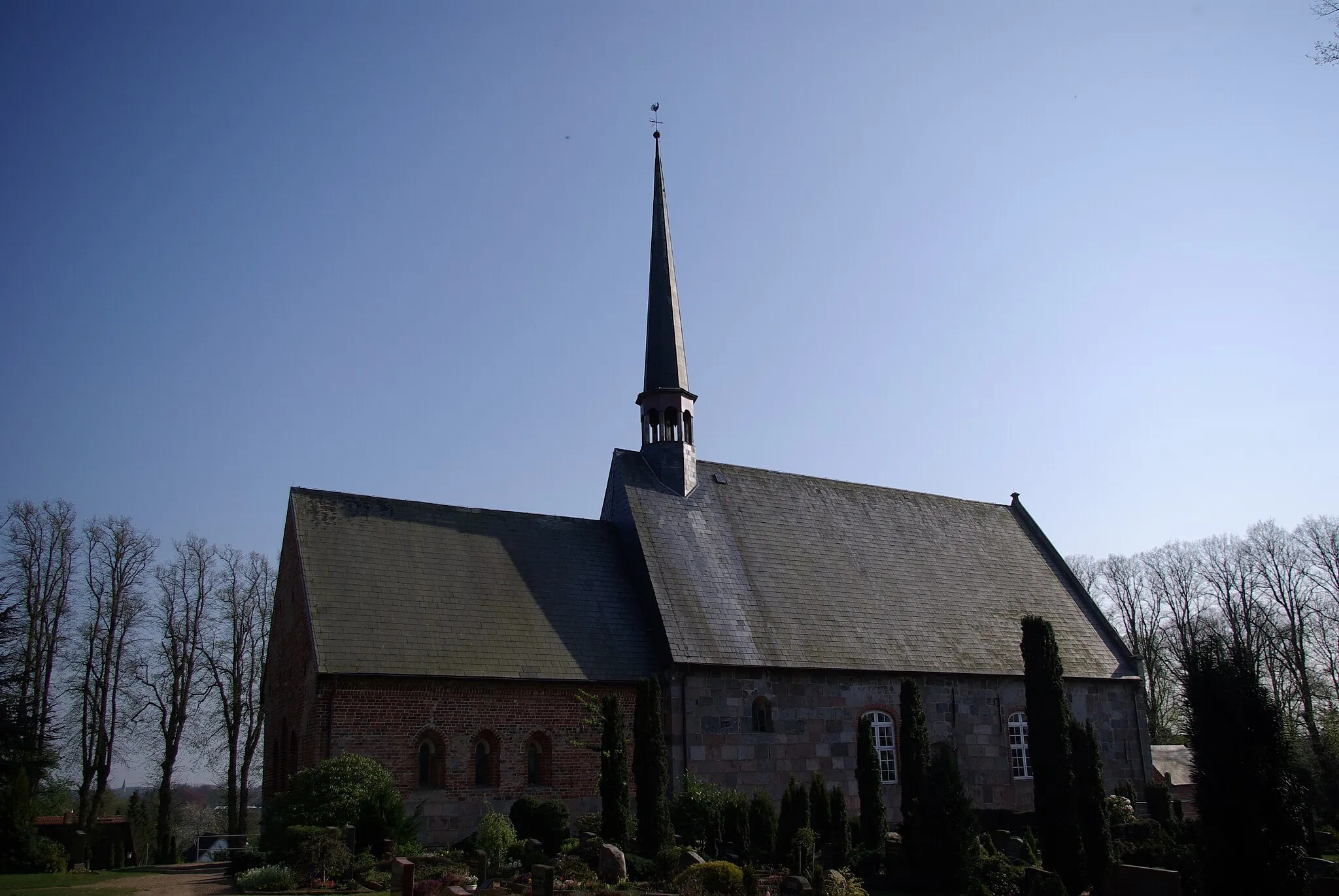 Photo showing: Norderbrarup in Schleswig-Holstein. Die Kirche steht unter Denkmalschutz.