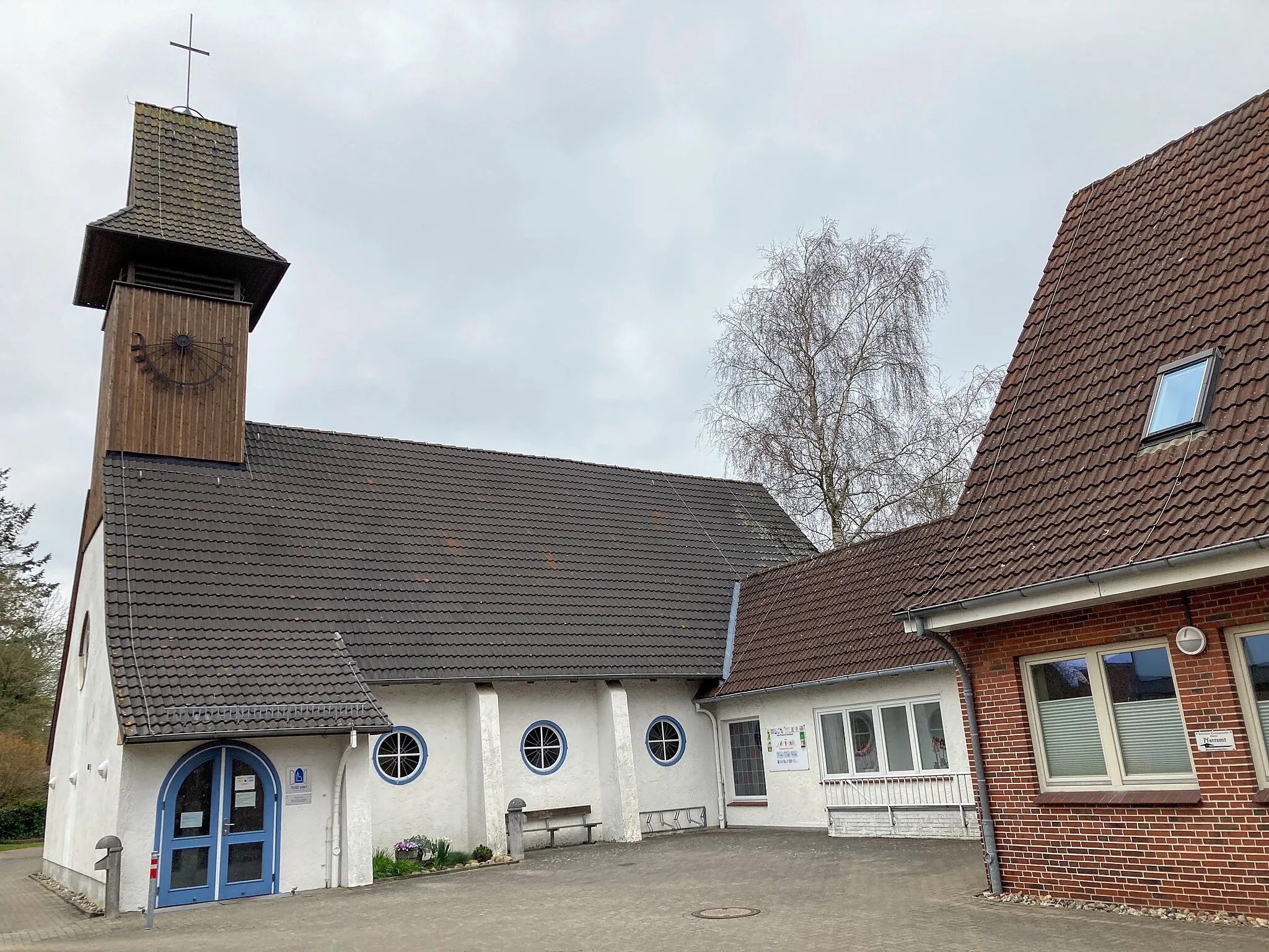 Photo showing: Husum, Catholic Church Christus König und Sankt Knud