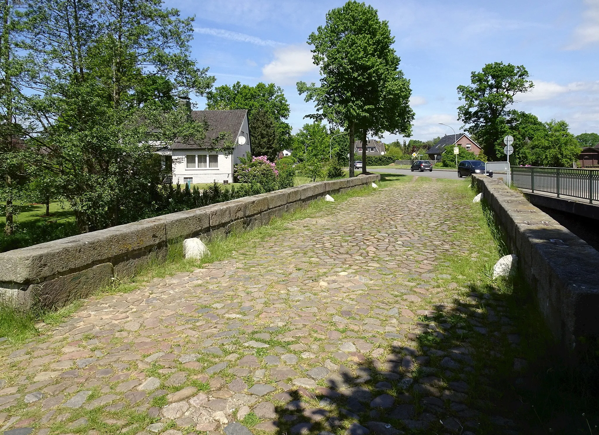 Photo showing: Schmalfelder Königsbrücke