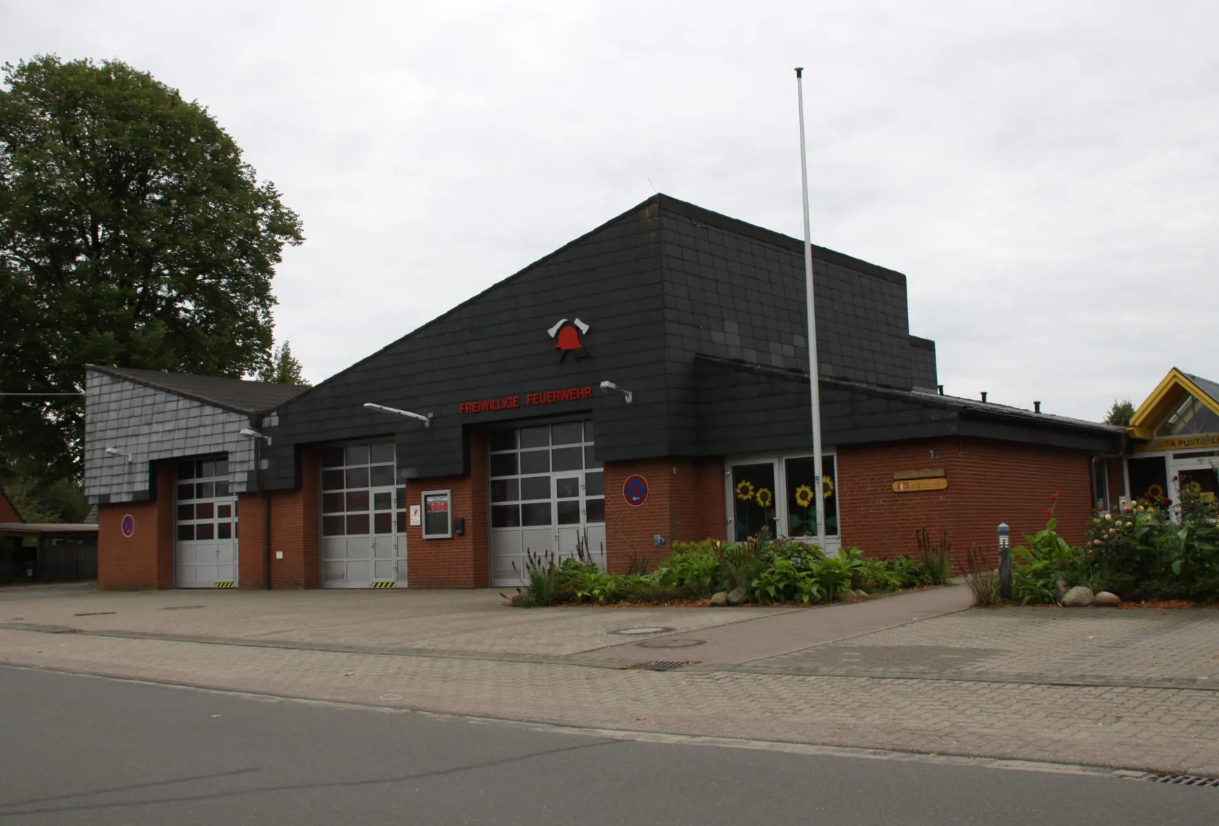 Photo showing: Feuerwehrhaus Borgstedt