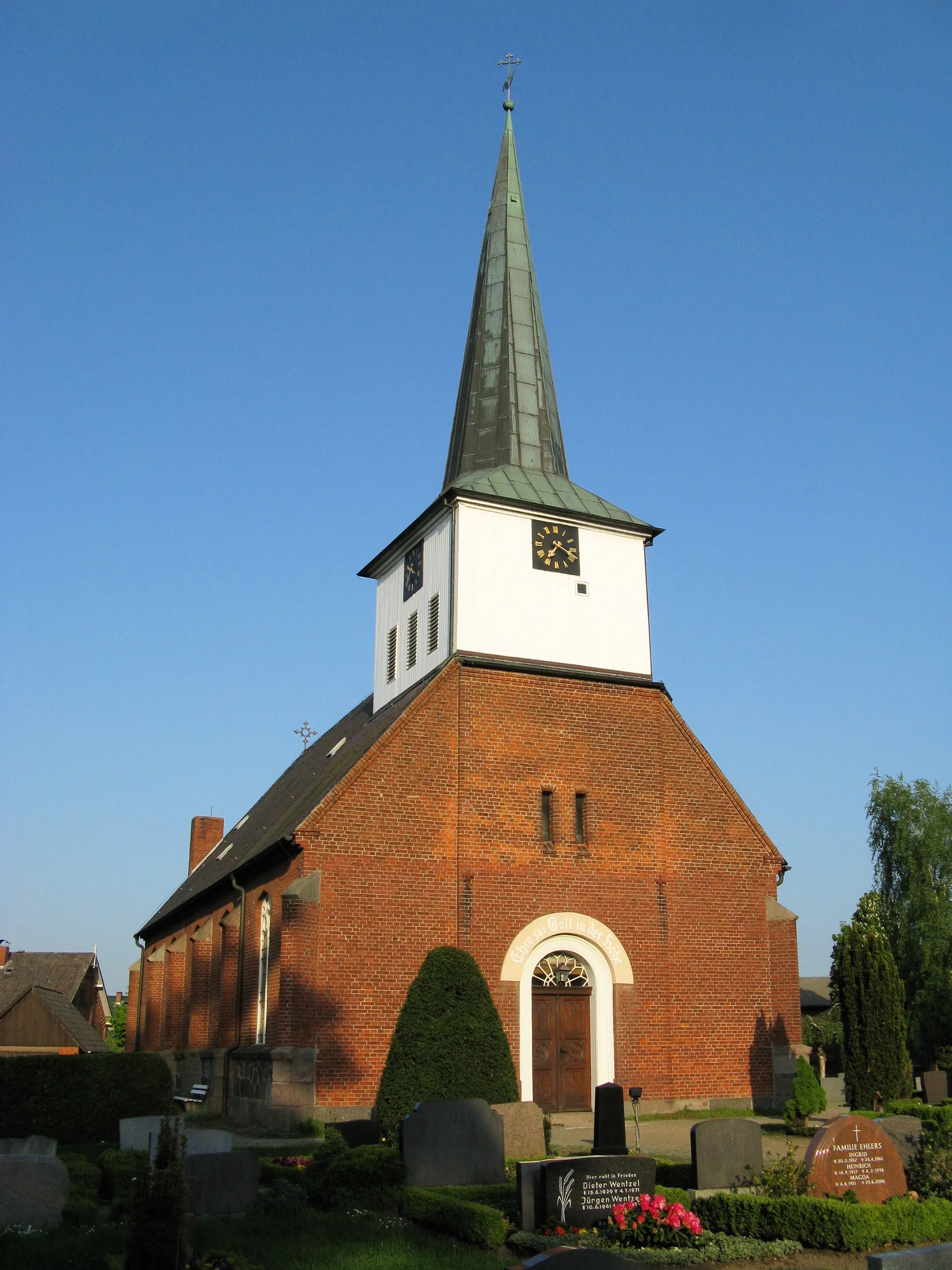 Photo showing: Church in Siebenbäumen, disctrict Herzogtum Lauenburg, Schleswig-Holstein, Germany