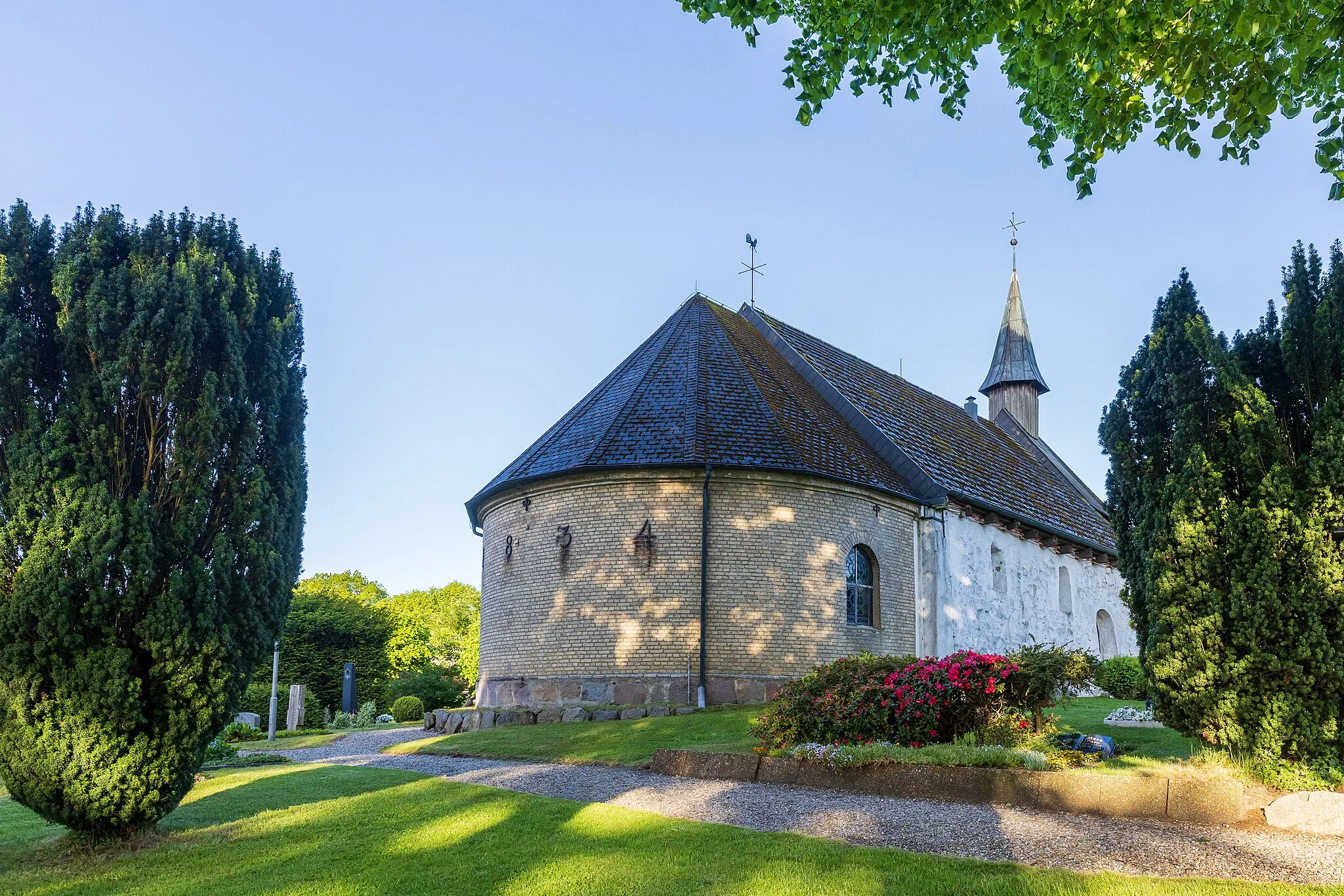 Photo showing: Die Kirche zu Loit. Ein Kulturdenkmal gemäß de:Liste der Kulturdenkmale in Loit