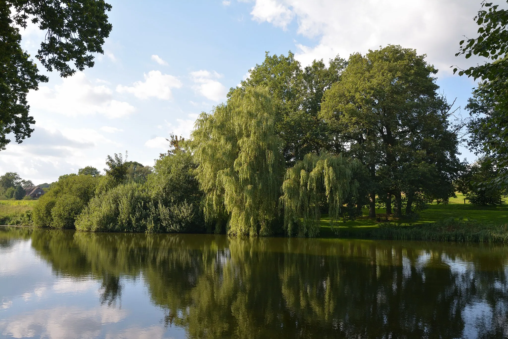 Photo showing: Das Ehrenmal am Löschteich in Wennbüttel