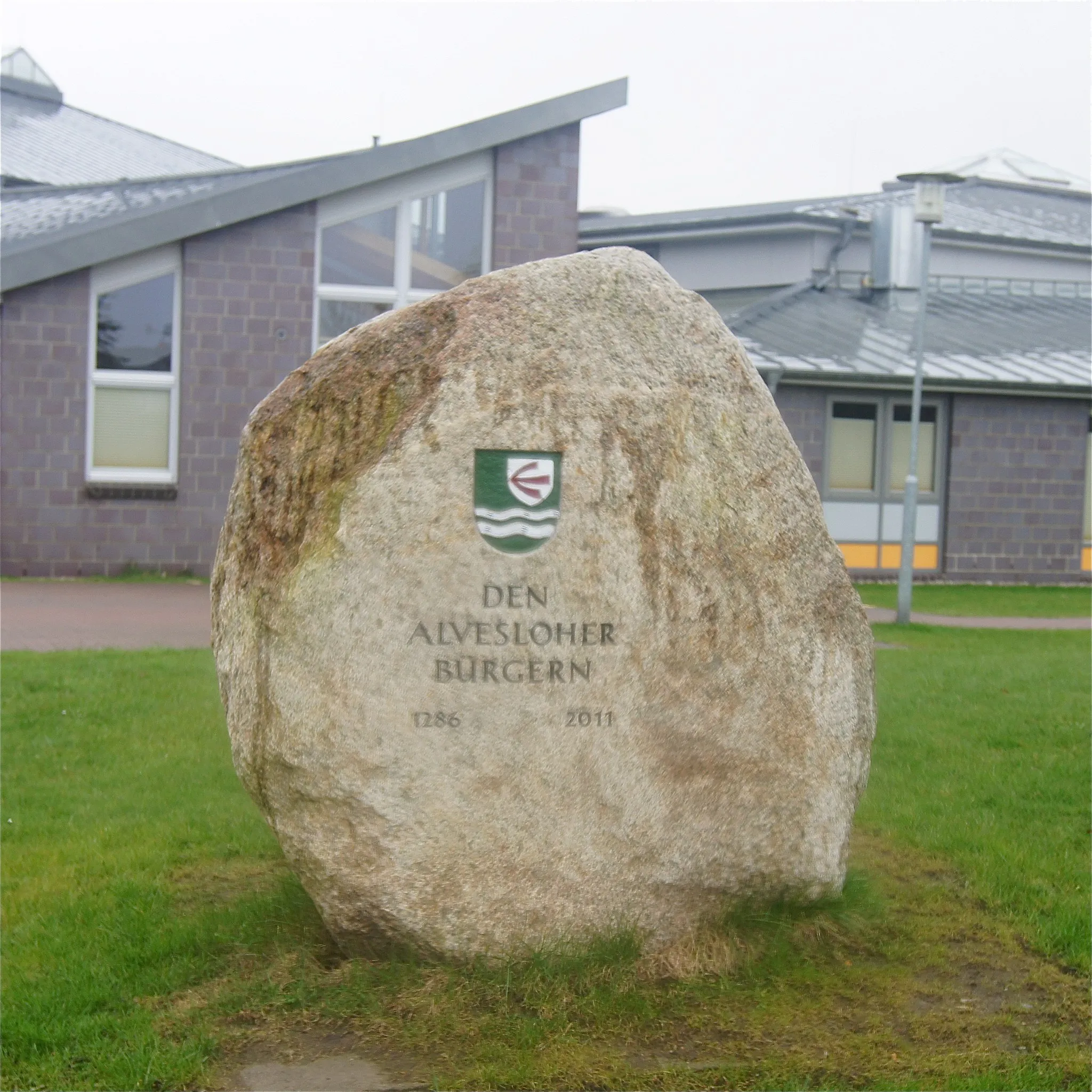 Photo showing: Alveslohe, Germany: The monument to the people of Alvesloh 1286-2011