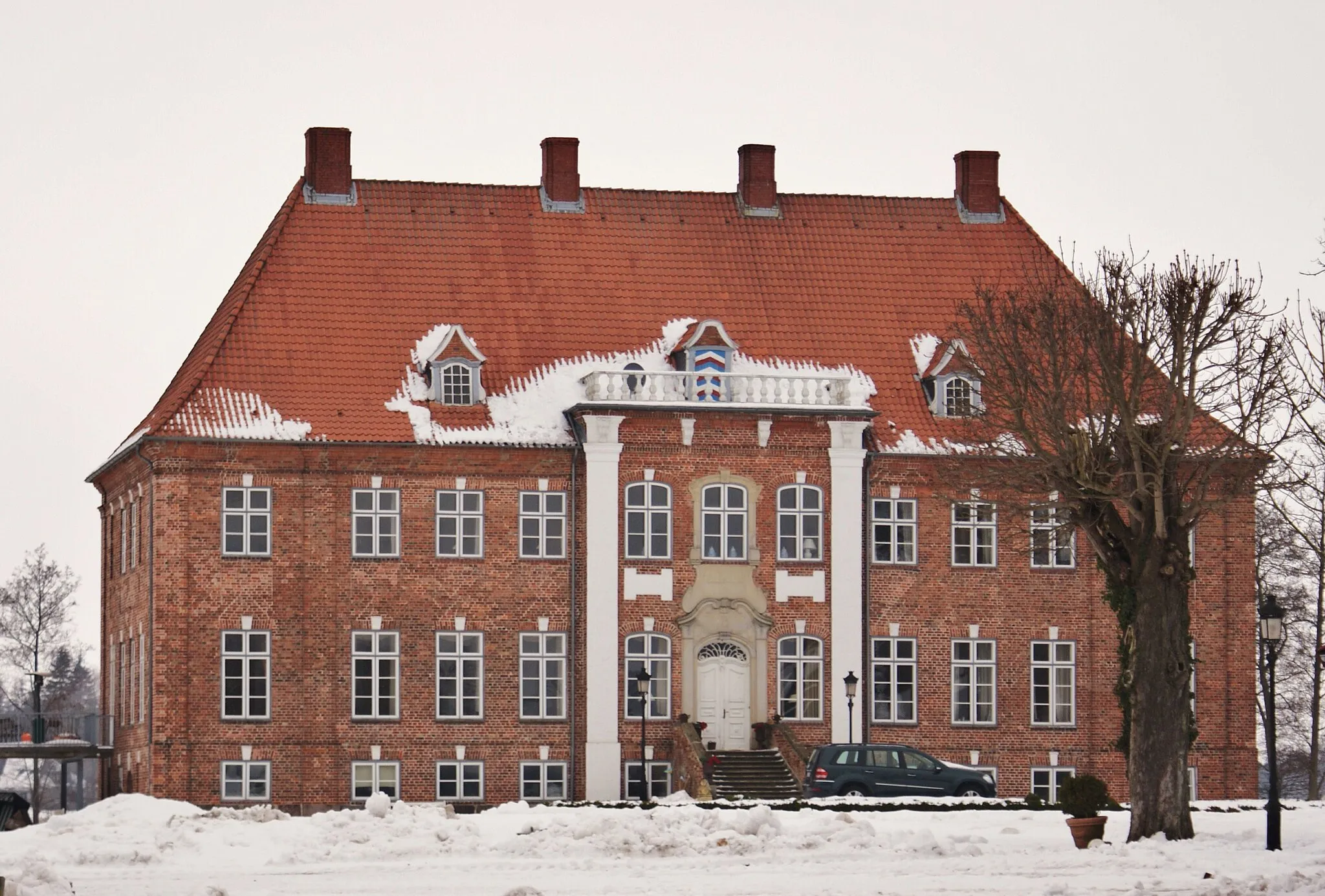 Photo showing: Dobersdorf Manor