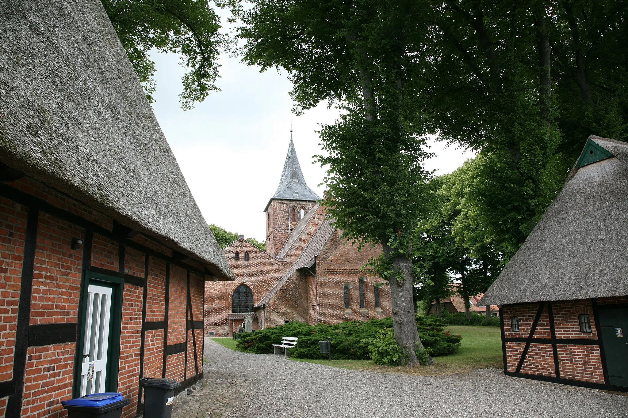 Photo showing: St.Antonius Kirche is a church in Neukirchen, Ostholstein, Schleswig-Holstein