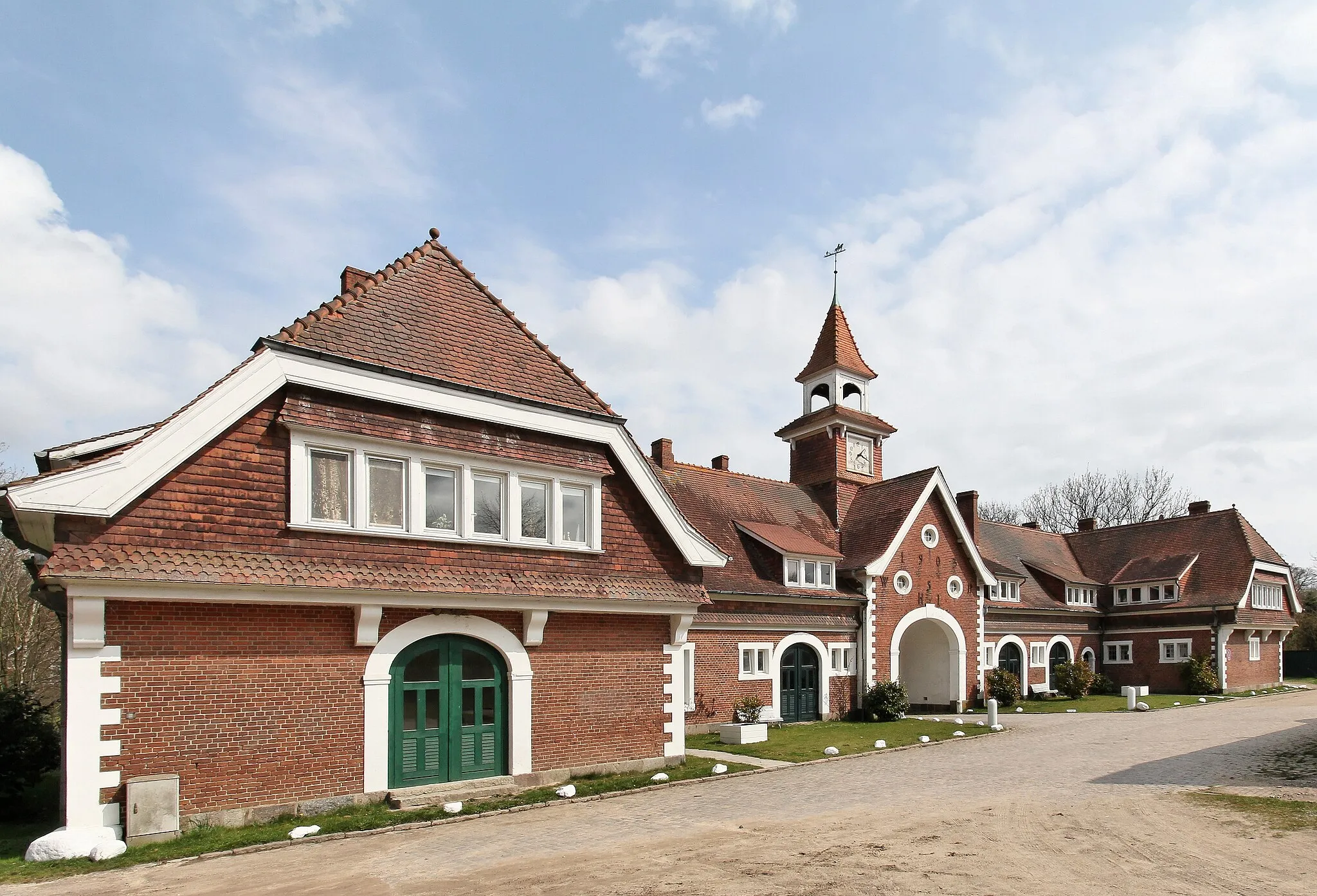 Photo showing: Barkelsby, Gut Hemmelmark Torhaus