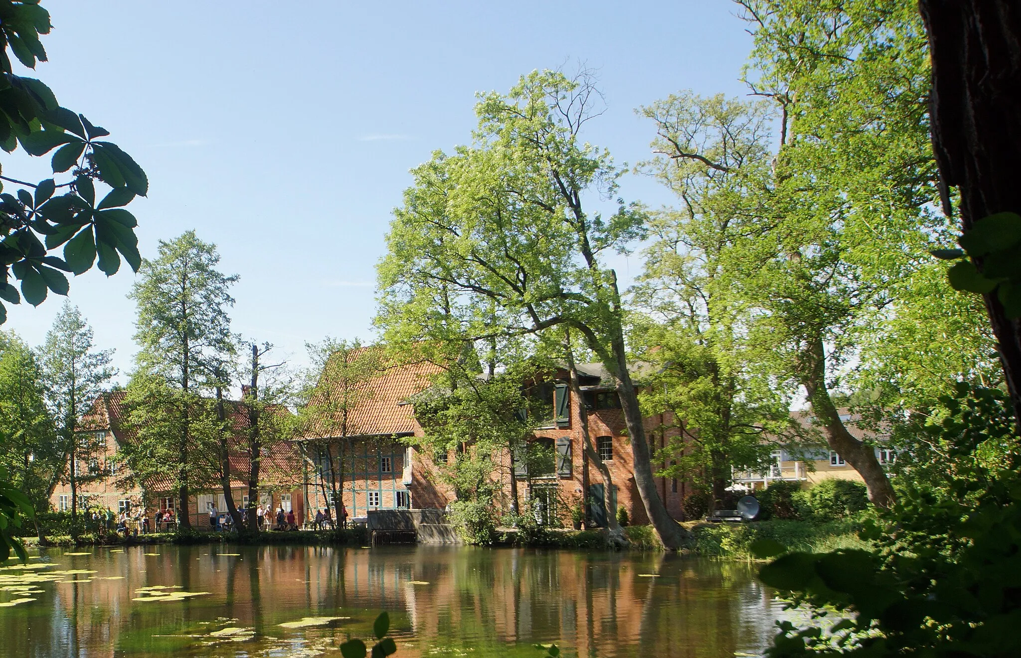 Photo showing: Bad Segeberg (Klein Rönnau), Germany: The watermill on the river Rönne (Trave)