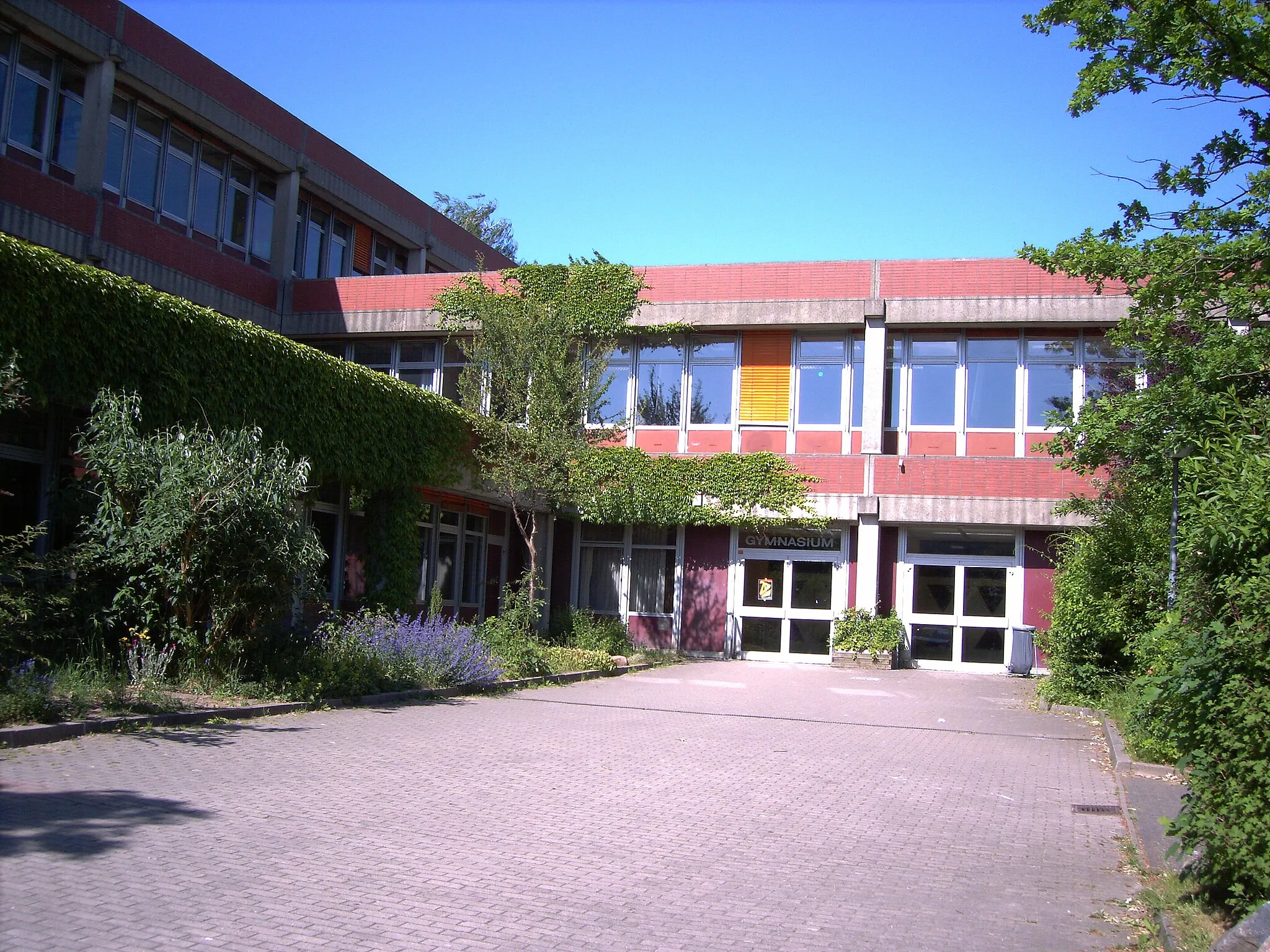Photo showing: Gymnasium Kiel-Elmschenhagen