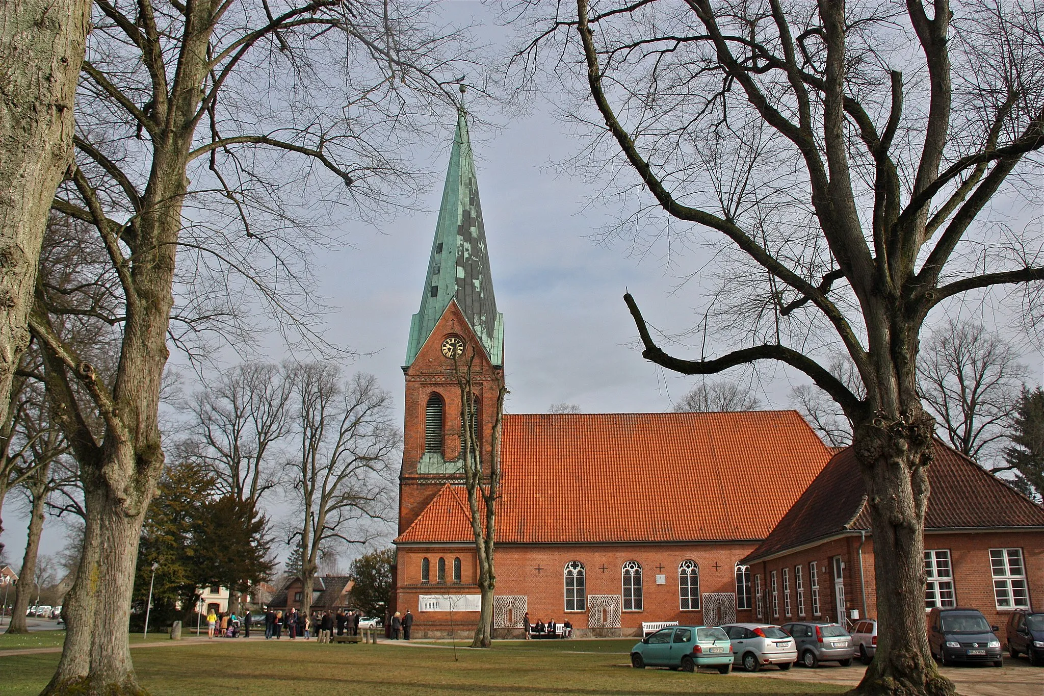 Photo showing: Trittau, Martin-Luther-Kirche, Ansicht von Süden
