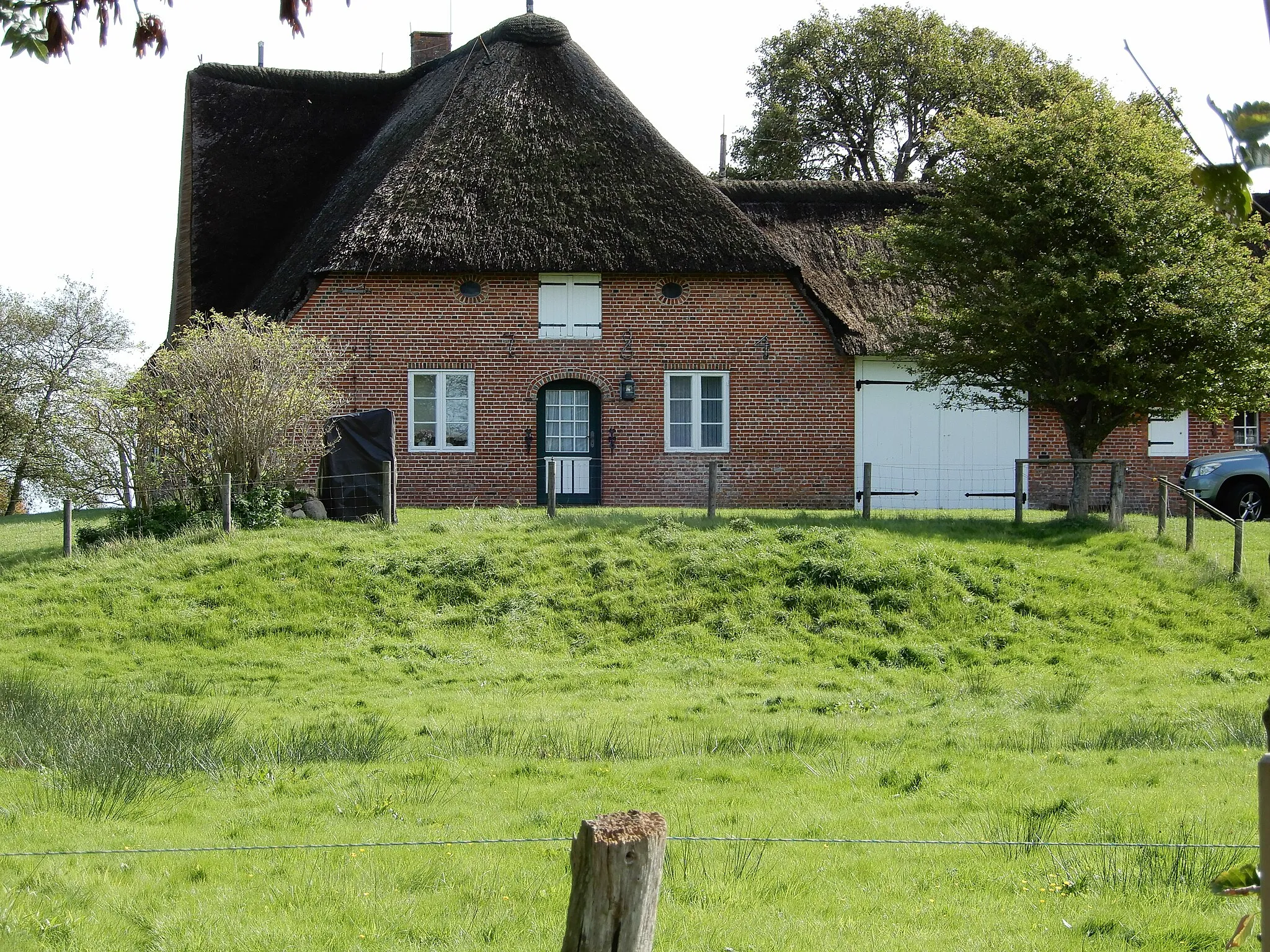 Photo showing: Friesenhof, Westfassade, Archsum, Sylt