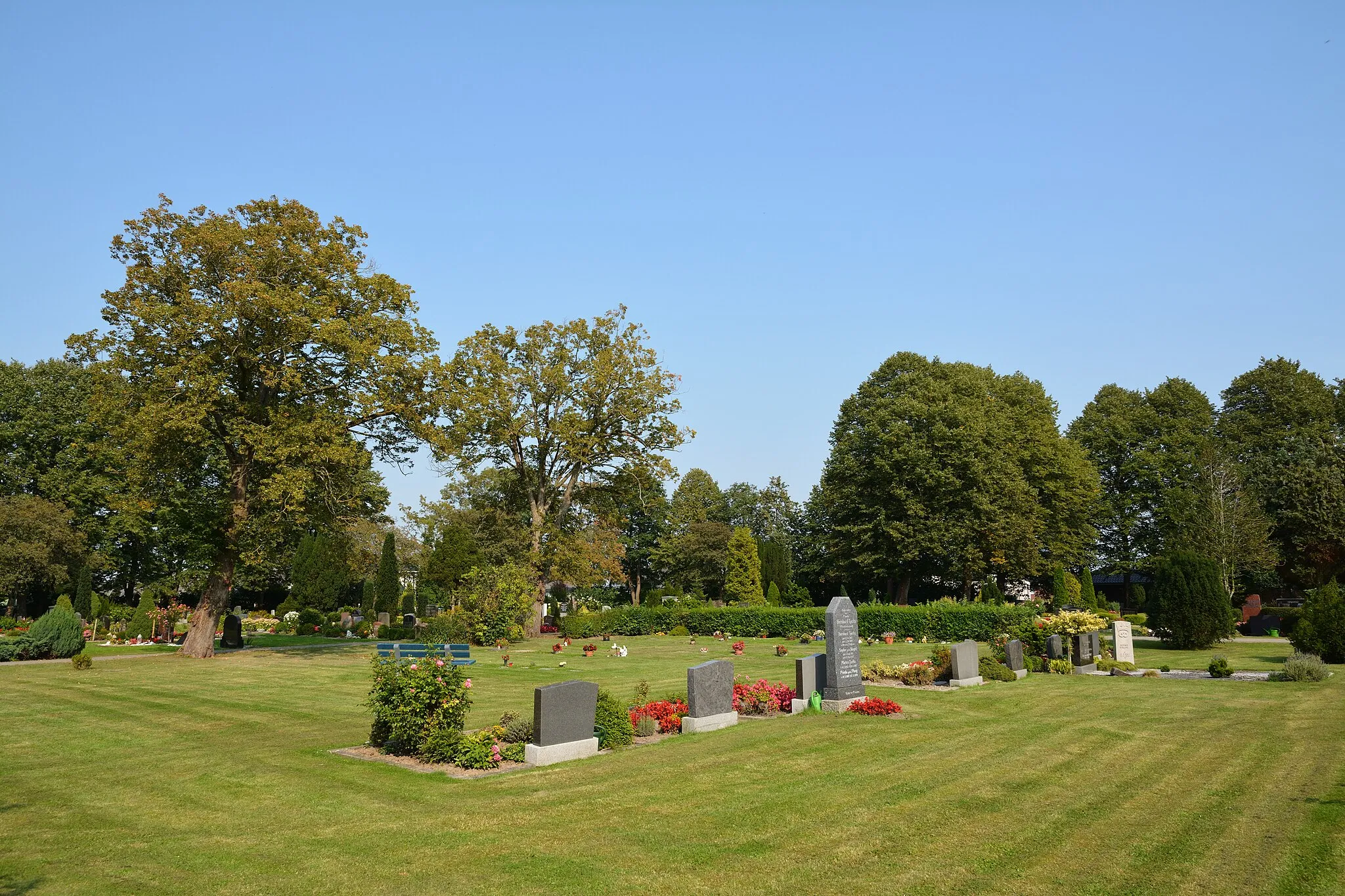 Photo showing: Bilder vom Friedhof in Kronprinzenkoog: Überblick