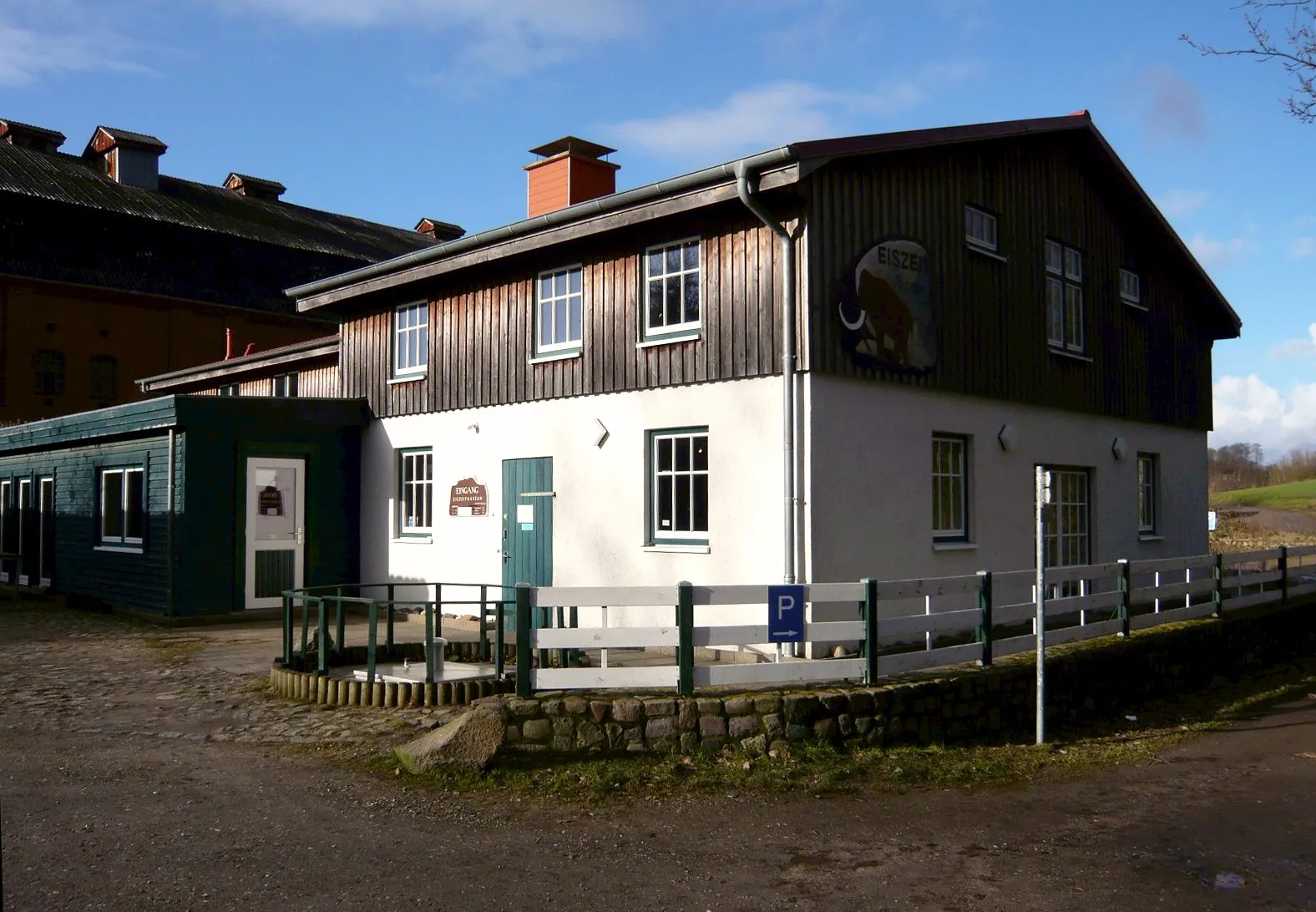 Photo showing: Schleswig-Holsteinisches Eiszeit Museum im Nienthal von Lütjenburg.