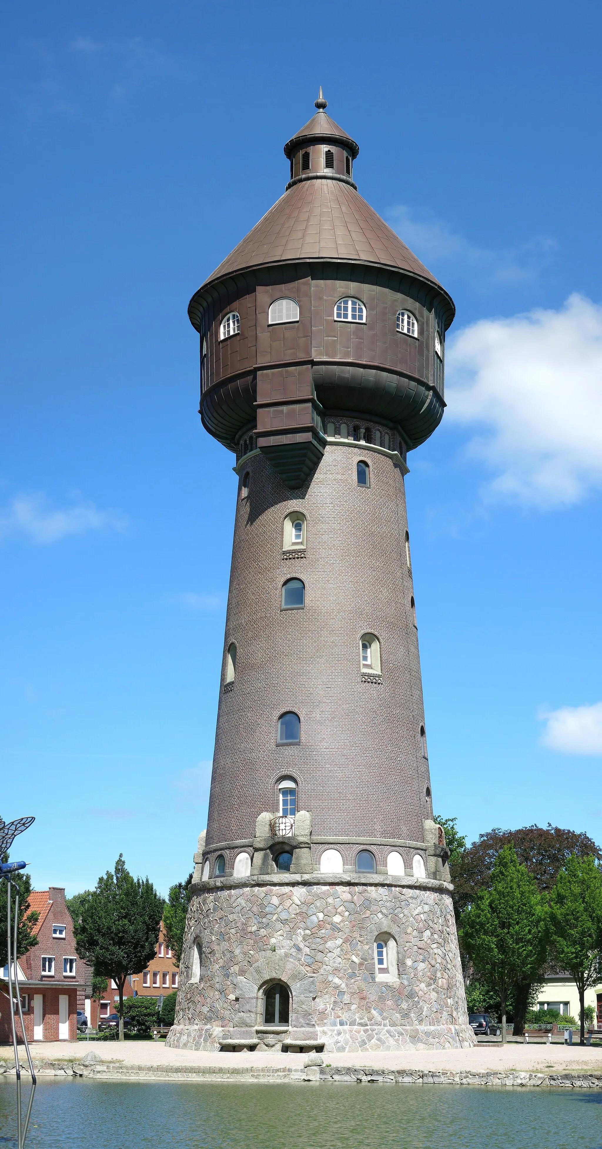 Photo showing: Water tower in Heide, Schlewig-Holstein, Germany