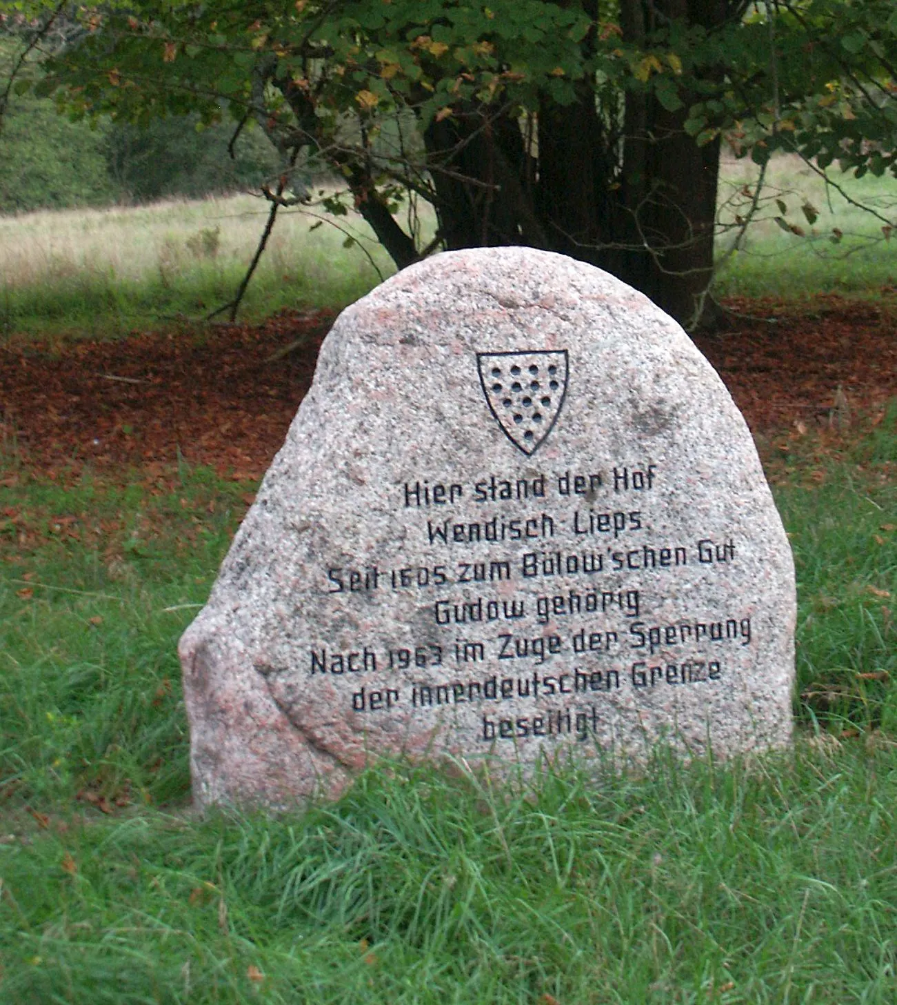 Photo showing: Memorial for the 1963 deserted village of Wendisch Lieps
