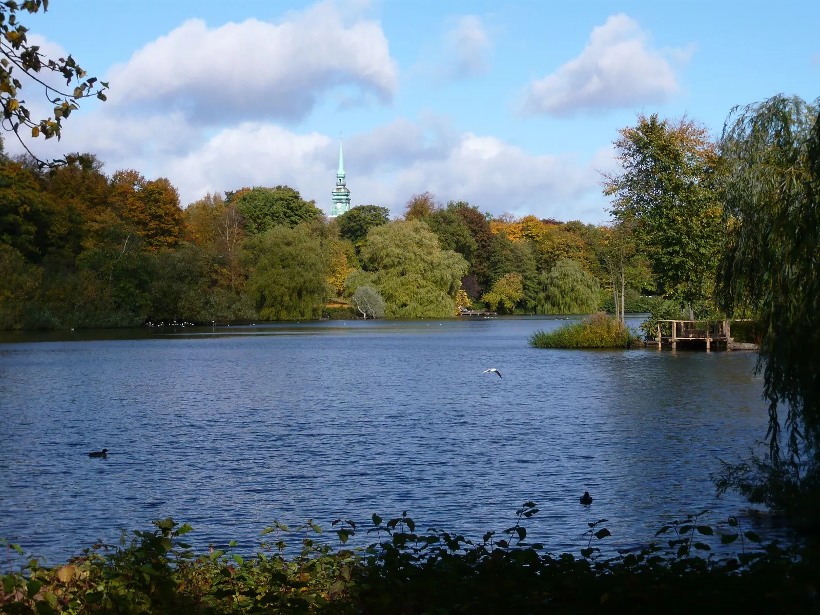 Photo showing: Blick über den Schreventeich in Kiel.