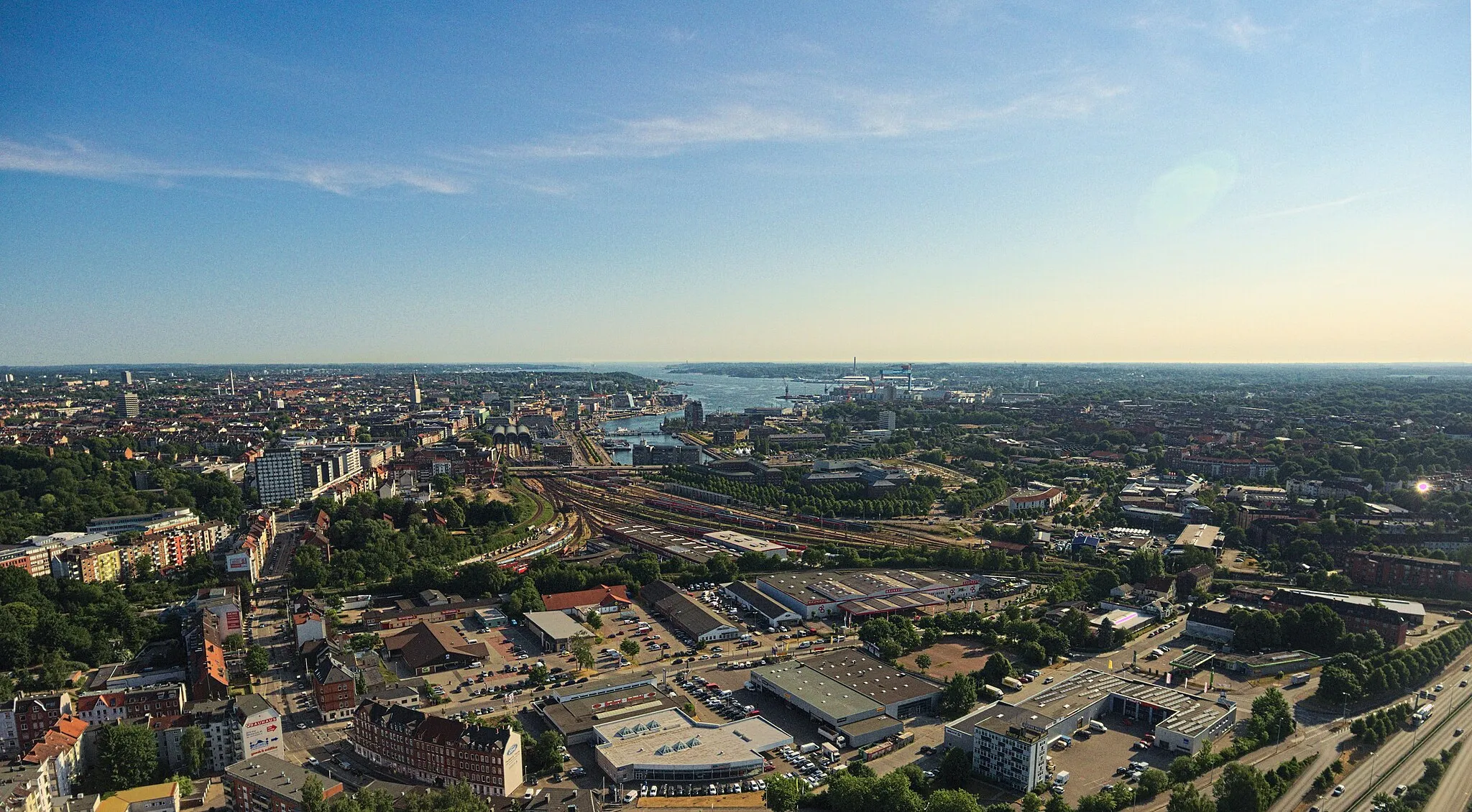 Photo showing: Blick über Kiel von einem Multicopter aus.