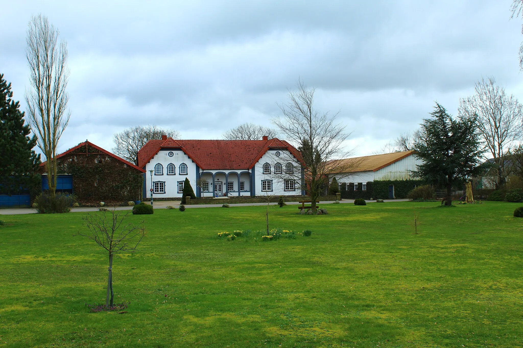 Photo showing: Gutshof in Weding (Dorf). Gründungszelle des Ortes (2019)