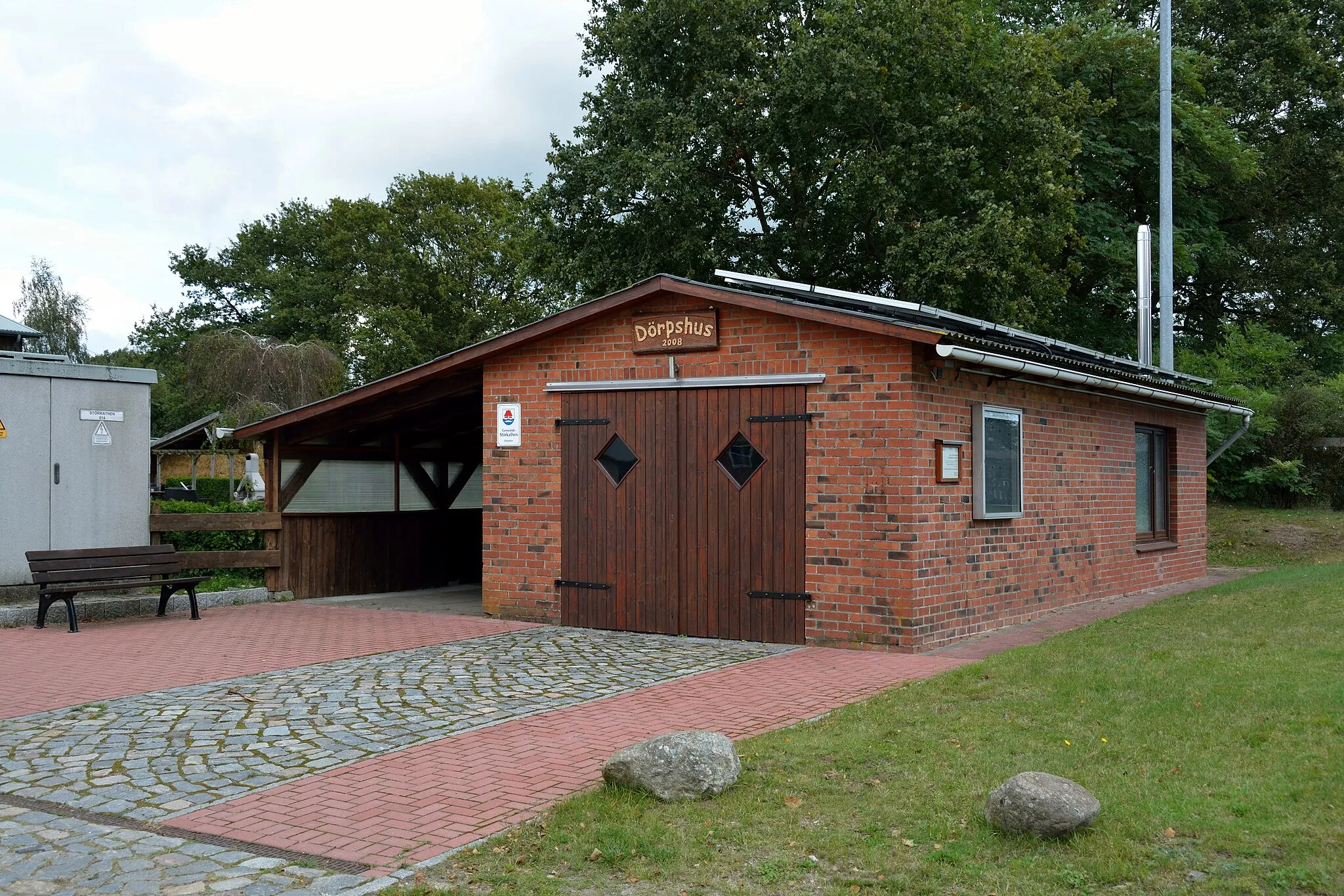 Photo showing: Das Dorfhaus in Störkathen