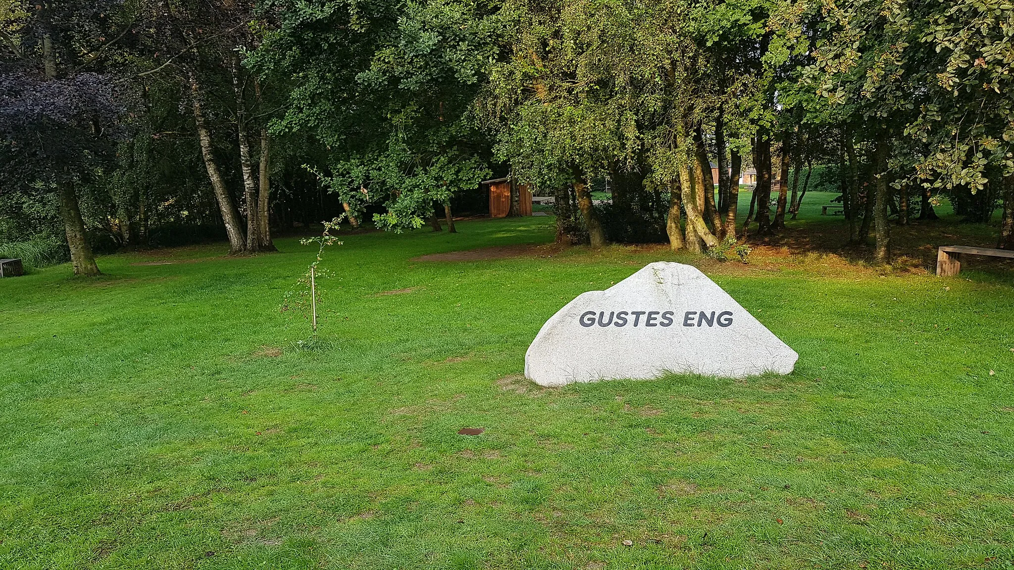 Photo showing: Gustes Eng