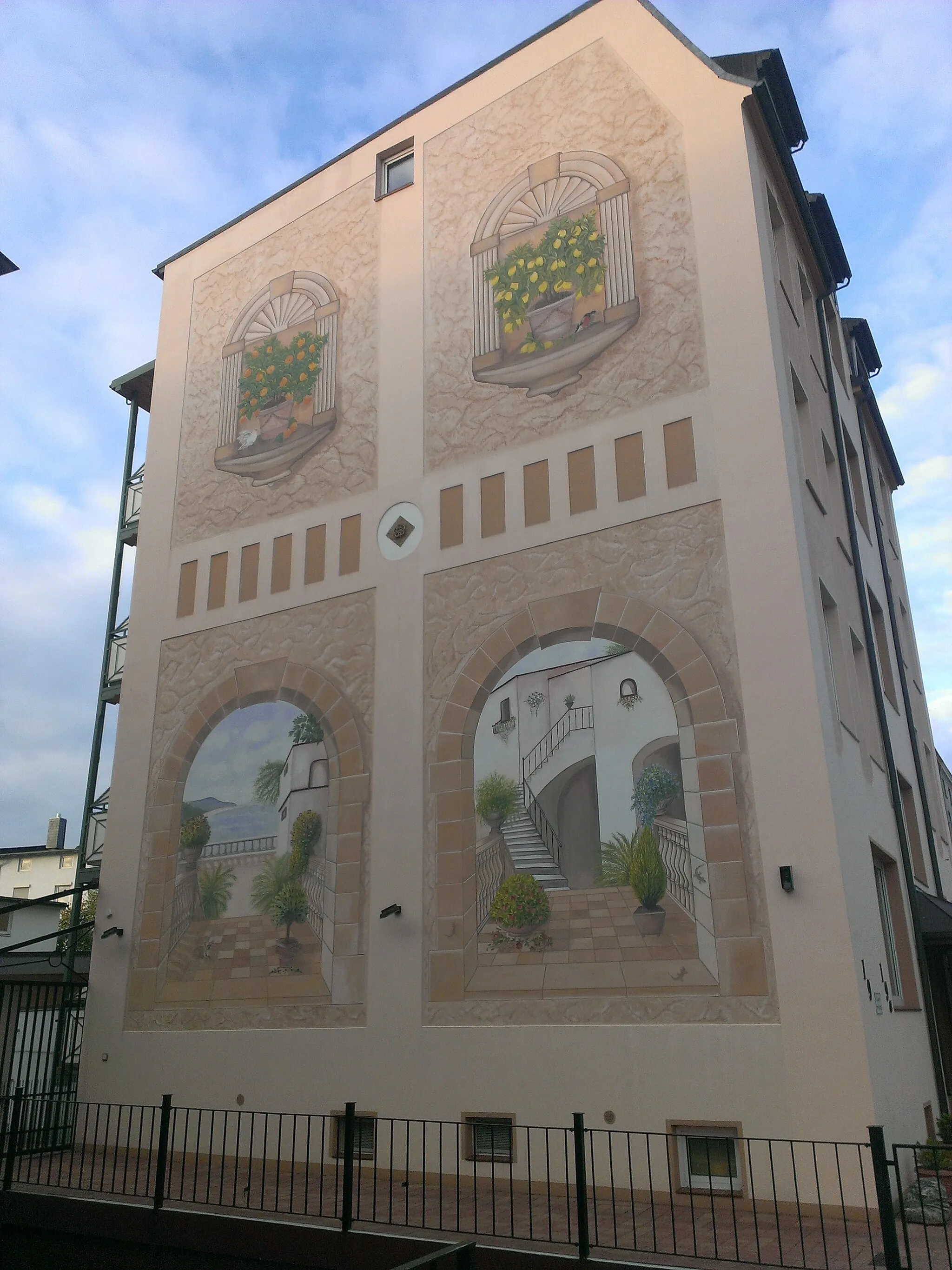 Photo showing: Fassadenbild in Lübeck, Dornestraße 19a