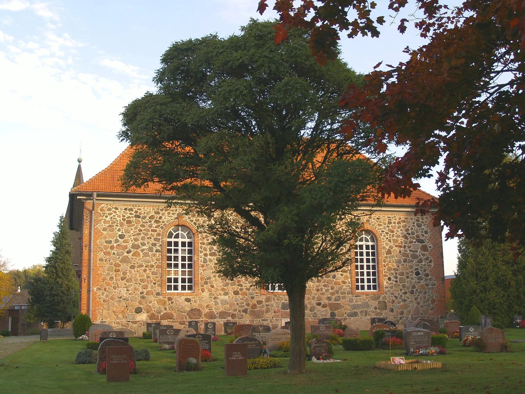 Photo showing: St. Andreas-Kirche, Sahms