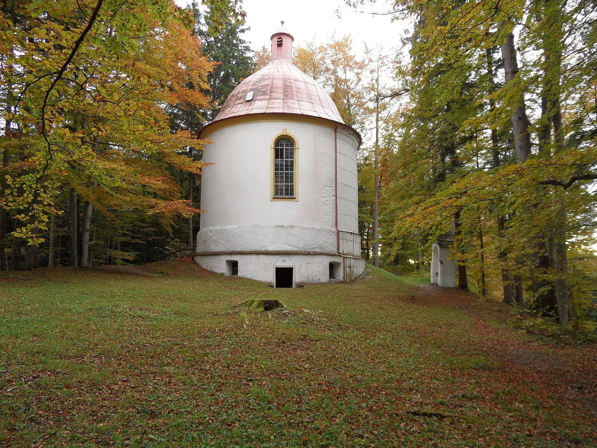 Photo showing: Die Grabkapelle auf dem Kalvarienberg Bidingen