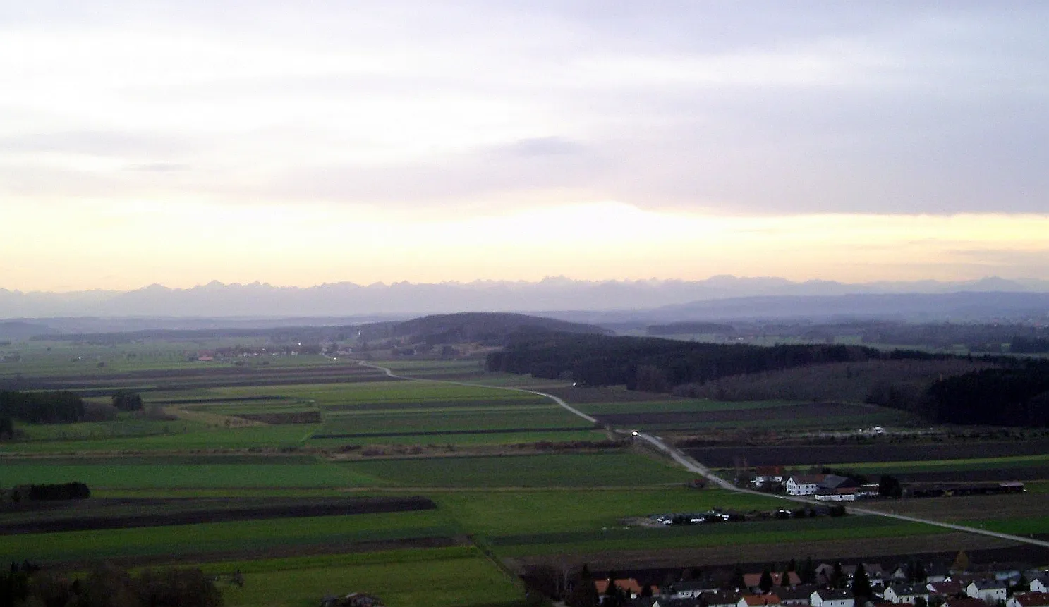 Photo showing: South of Wiedergeltingen in Bavaria