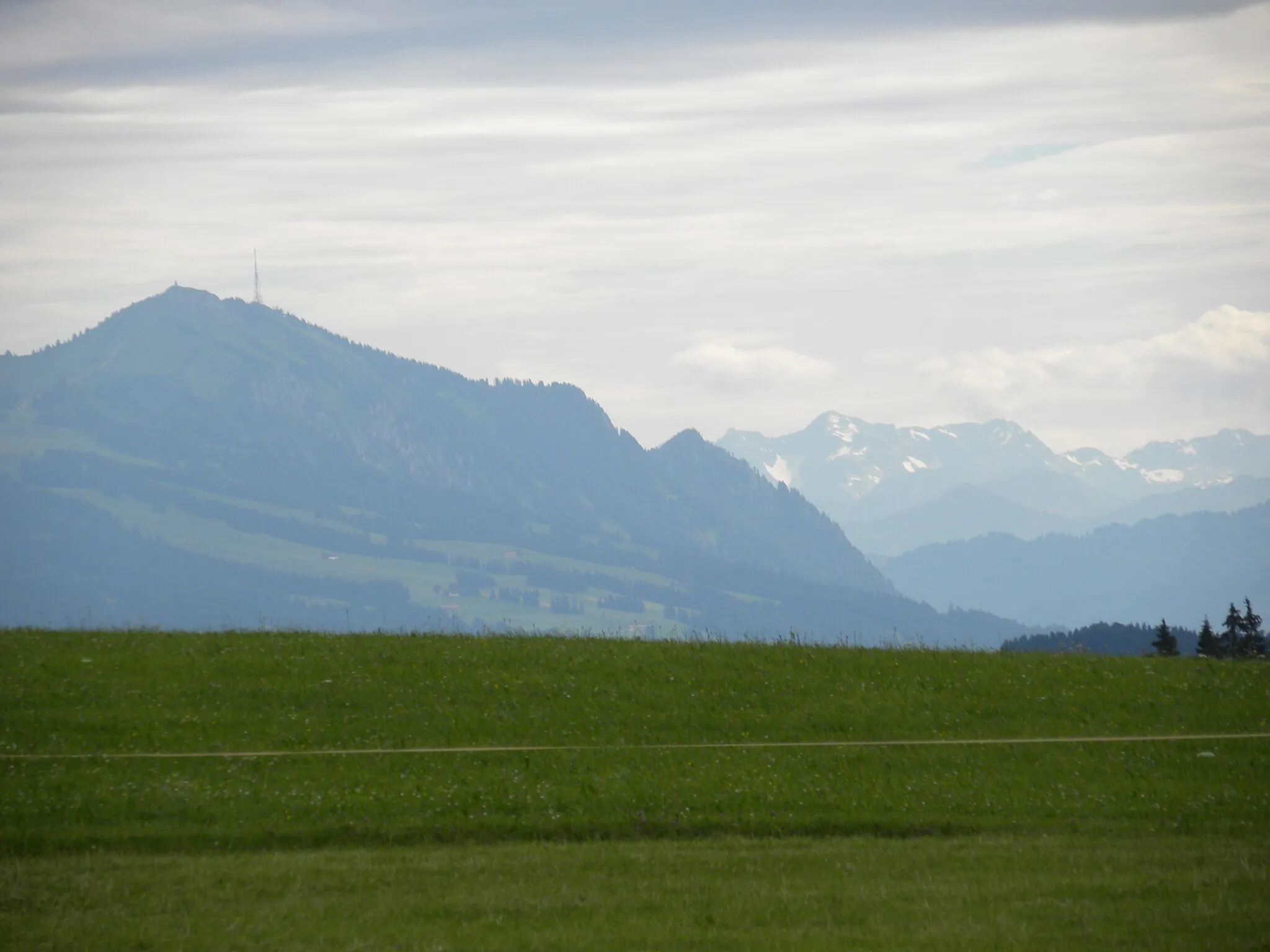 Photo showing: Blick auf die Berge