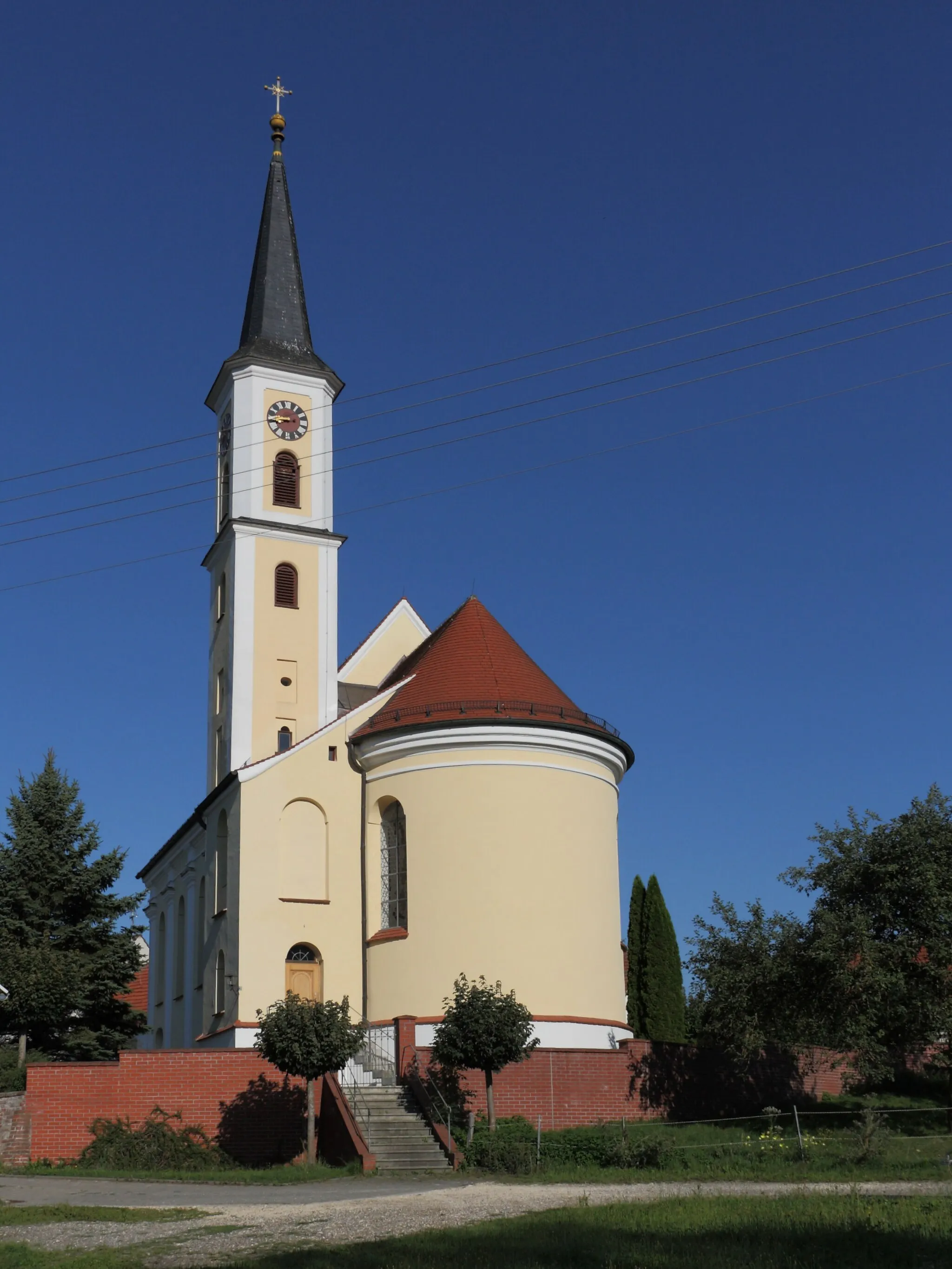 Photo showing: Kath. Pfarrkirche St. Thomas von Canterbury in Edenhausen; Ansicht von Osten