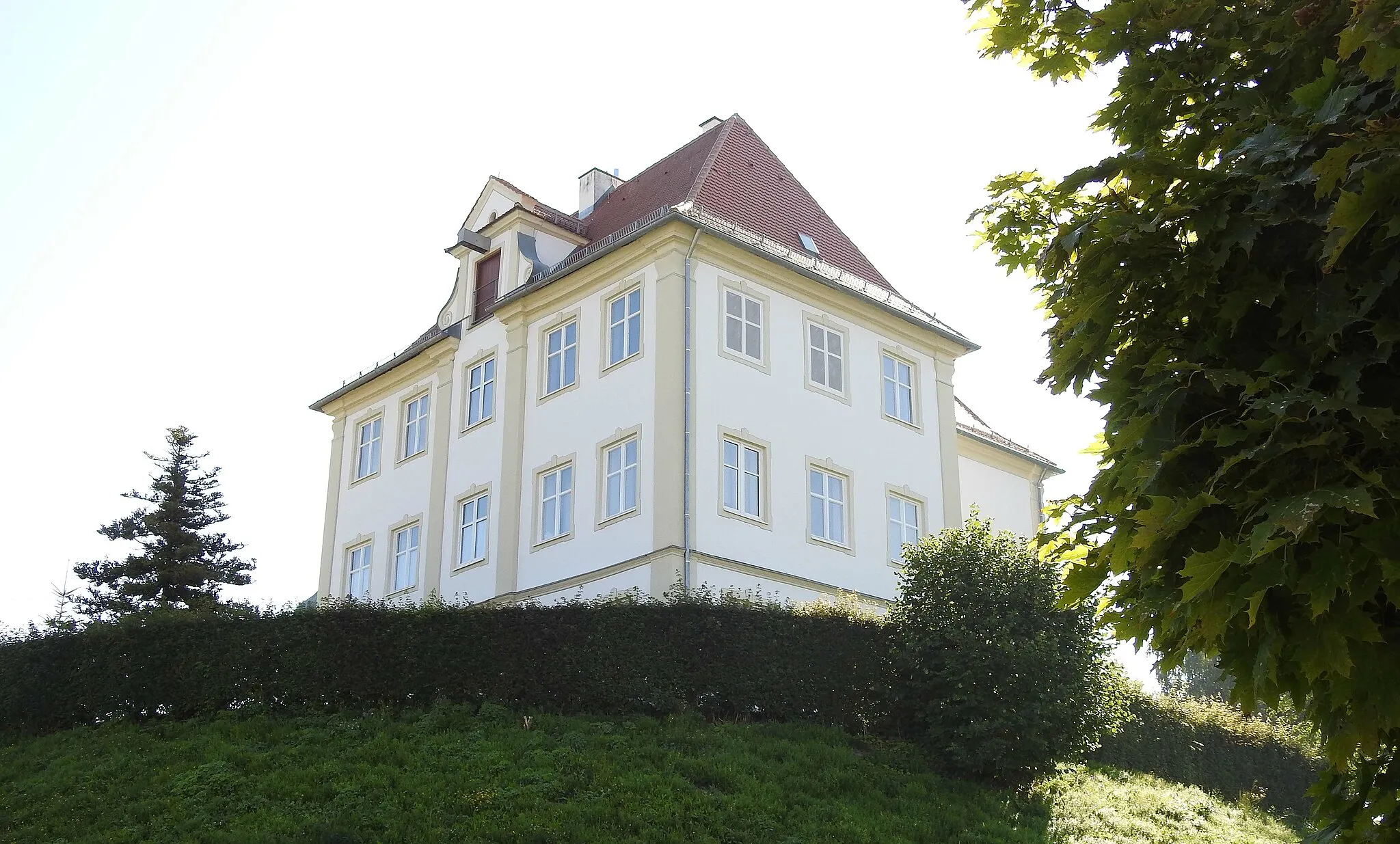 Photo showing: Pfarrhaus in Großkötz
