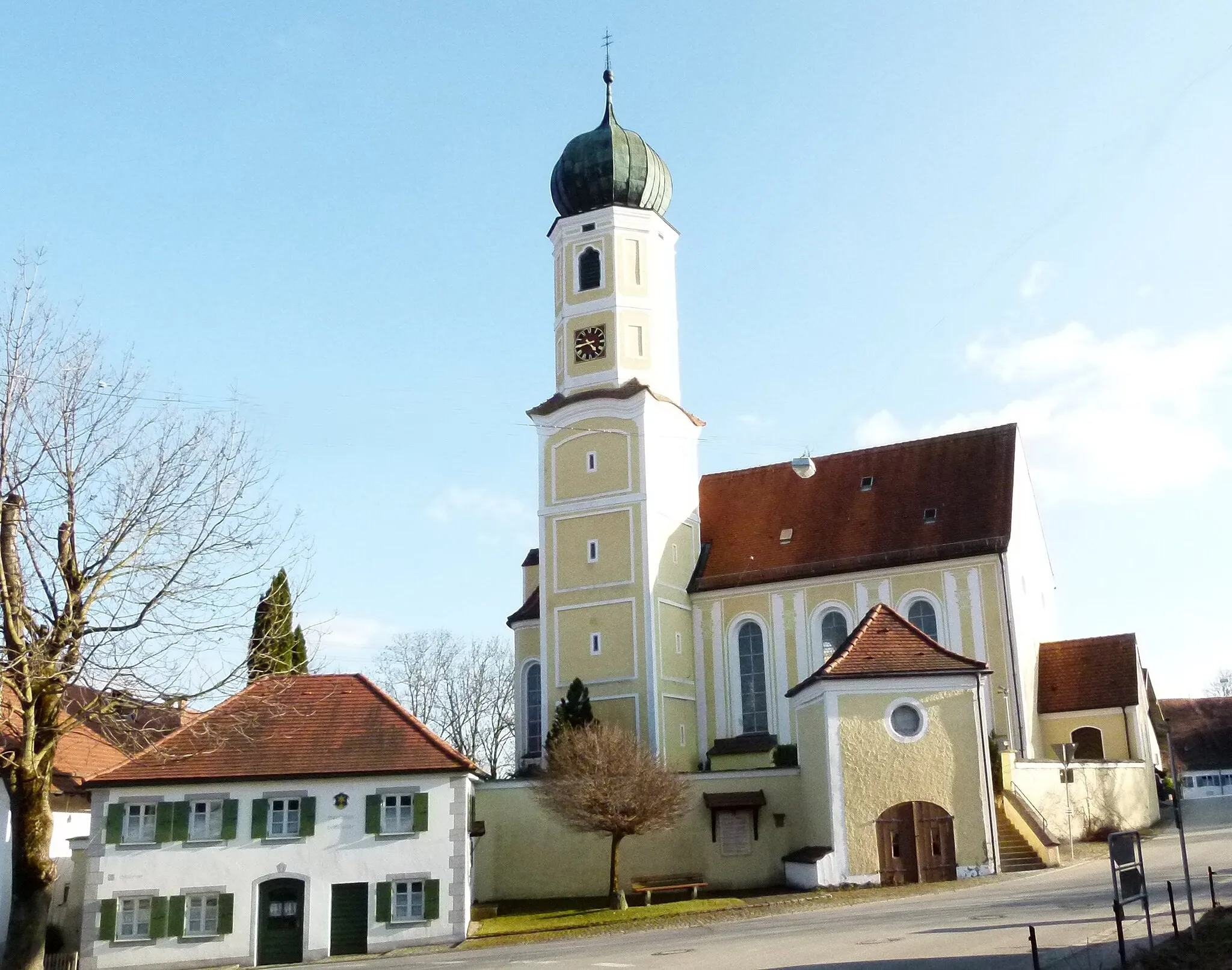 Photo showing: Pfarrkirche St. Margaretha in Gutenberg, Gemeinde Oberostendorf, im Landkreis Ostallgäu in Bayern